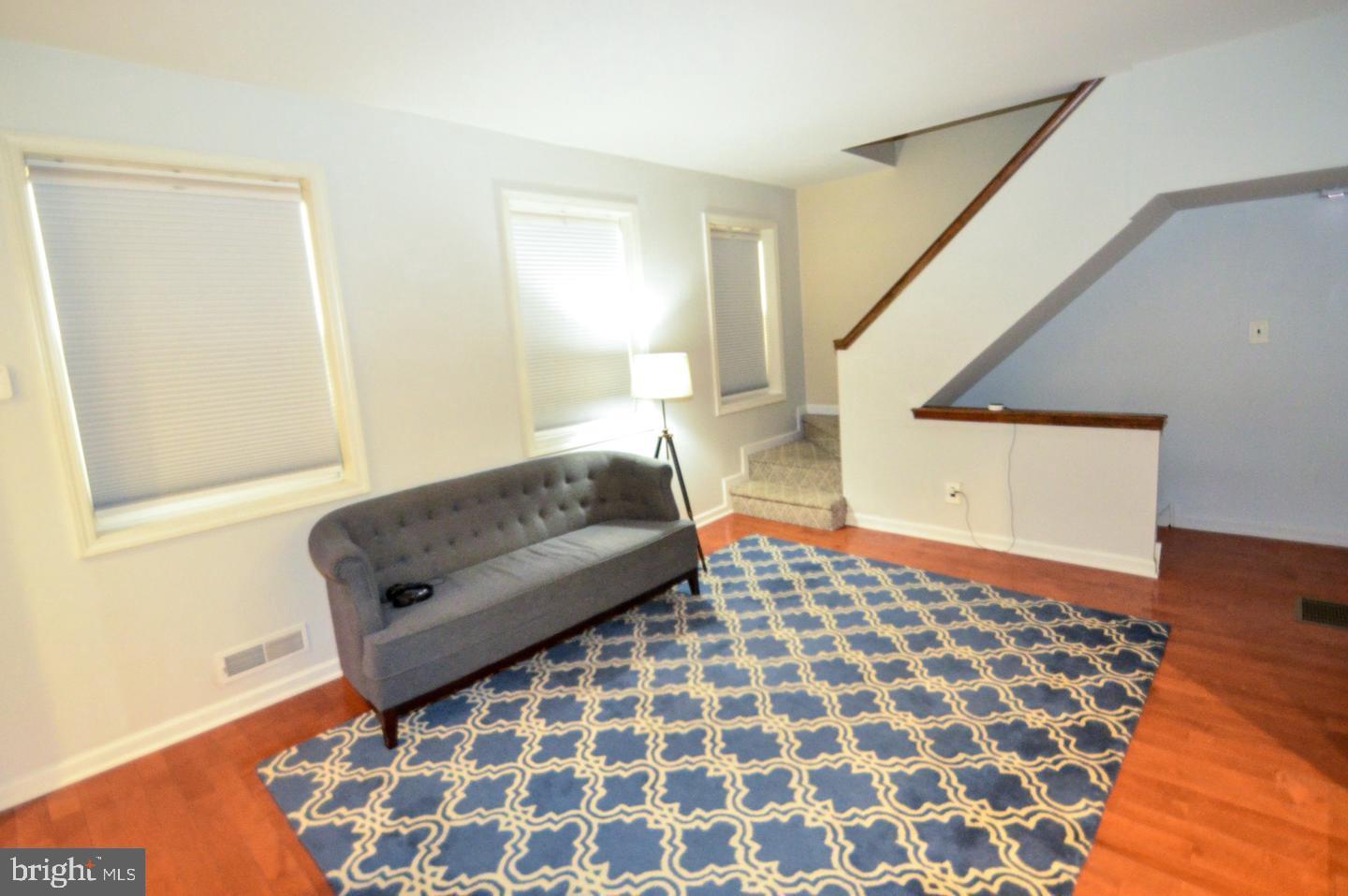 QUEEN VILLAGE - Residential Lease