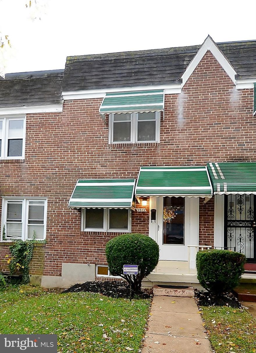 Beautiful TH, spacious bedrooms and hardwood floors throughout, kitchen w/SS appliances, granite counters, fullyfinished walkout basement w/ half bathroom, new ceramic tile floor in basement, central A/C & gas furnace. elementary school across thestreet, easy access to public transportation.