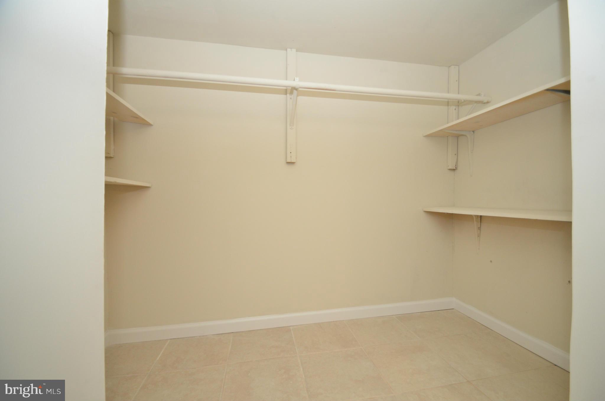 ALLENDALE - Residential Lease