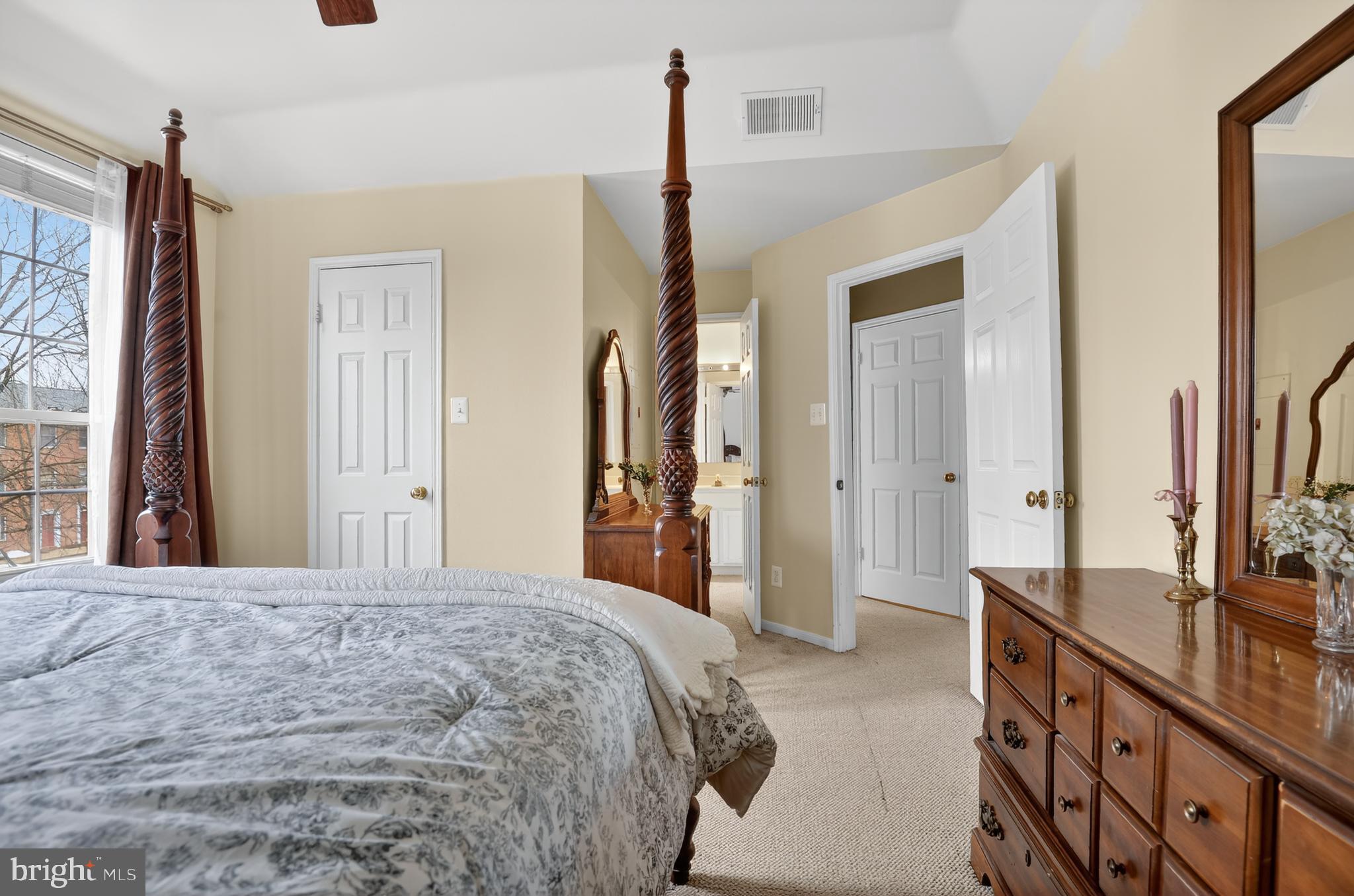 BROOKMEADE - Residential