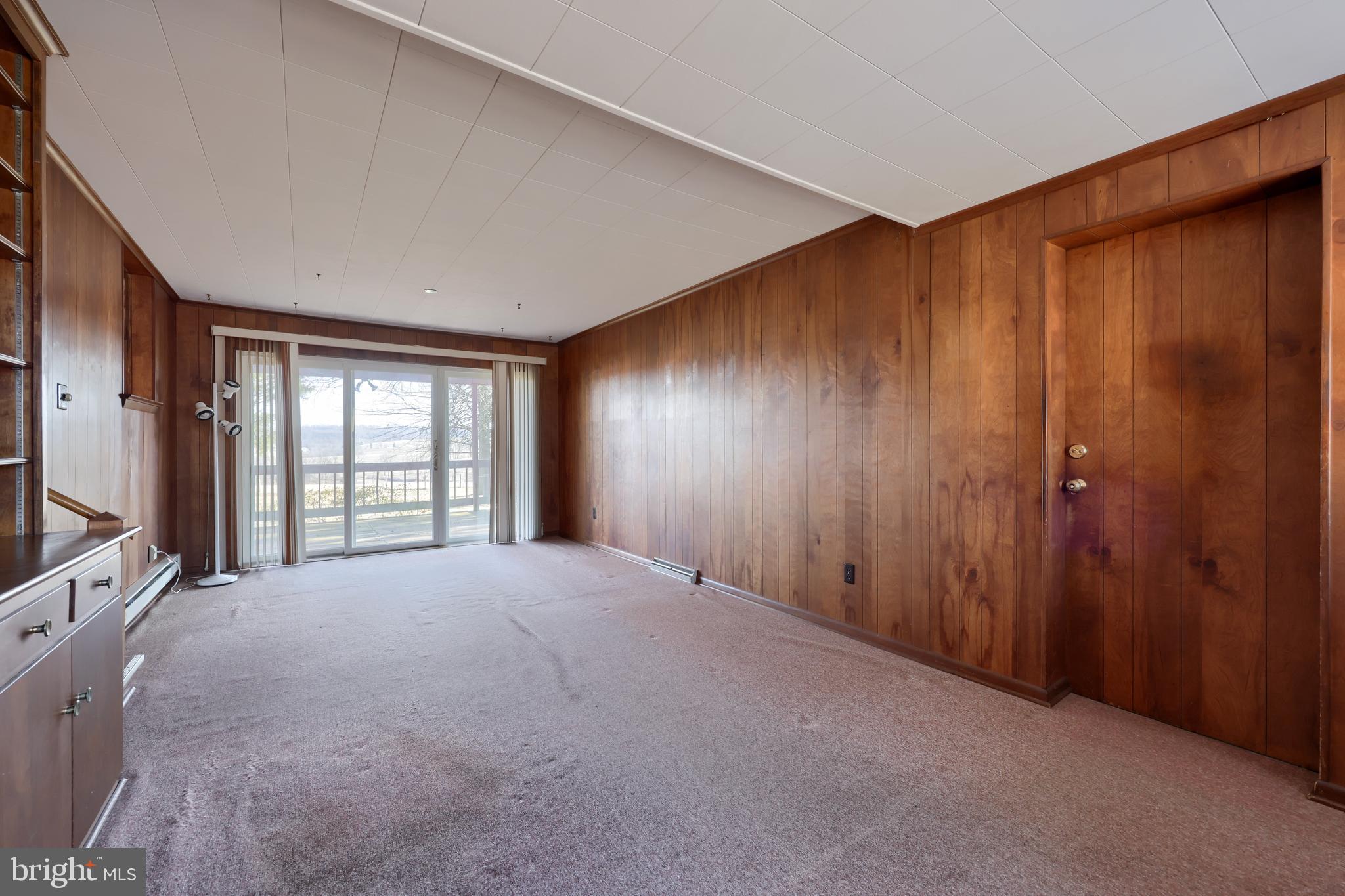 WINDSOR TWP - Residential