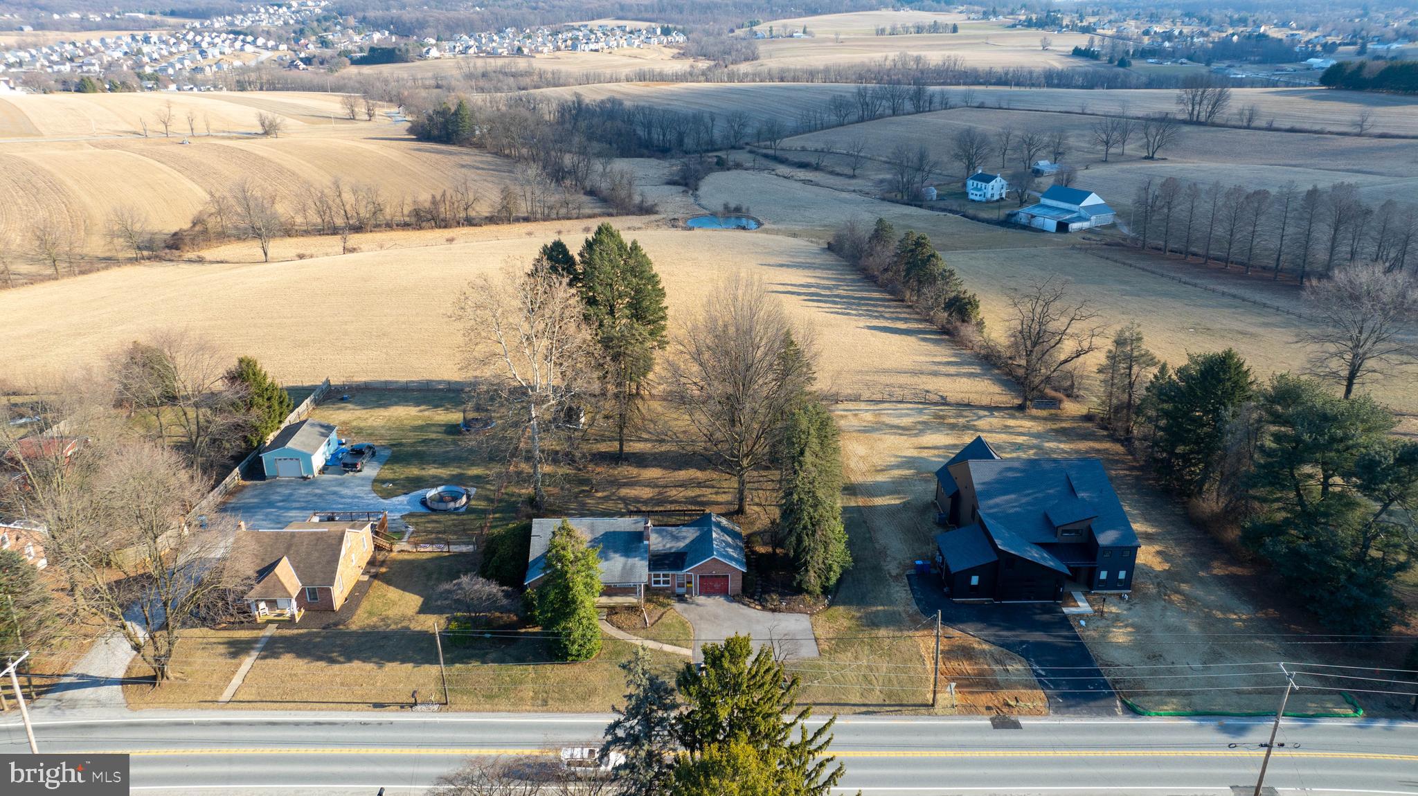 WINDSOR TWP - Residential