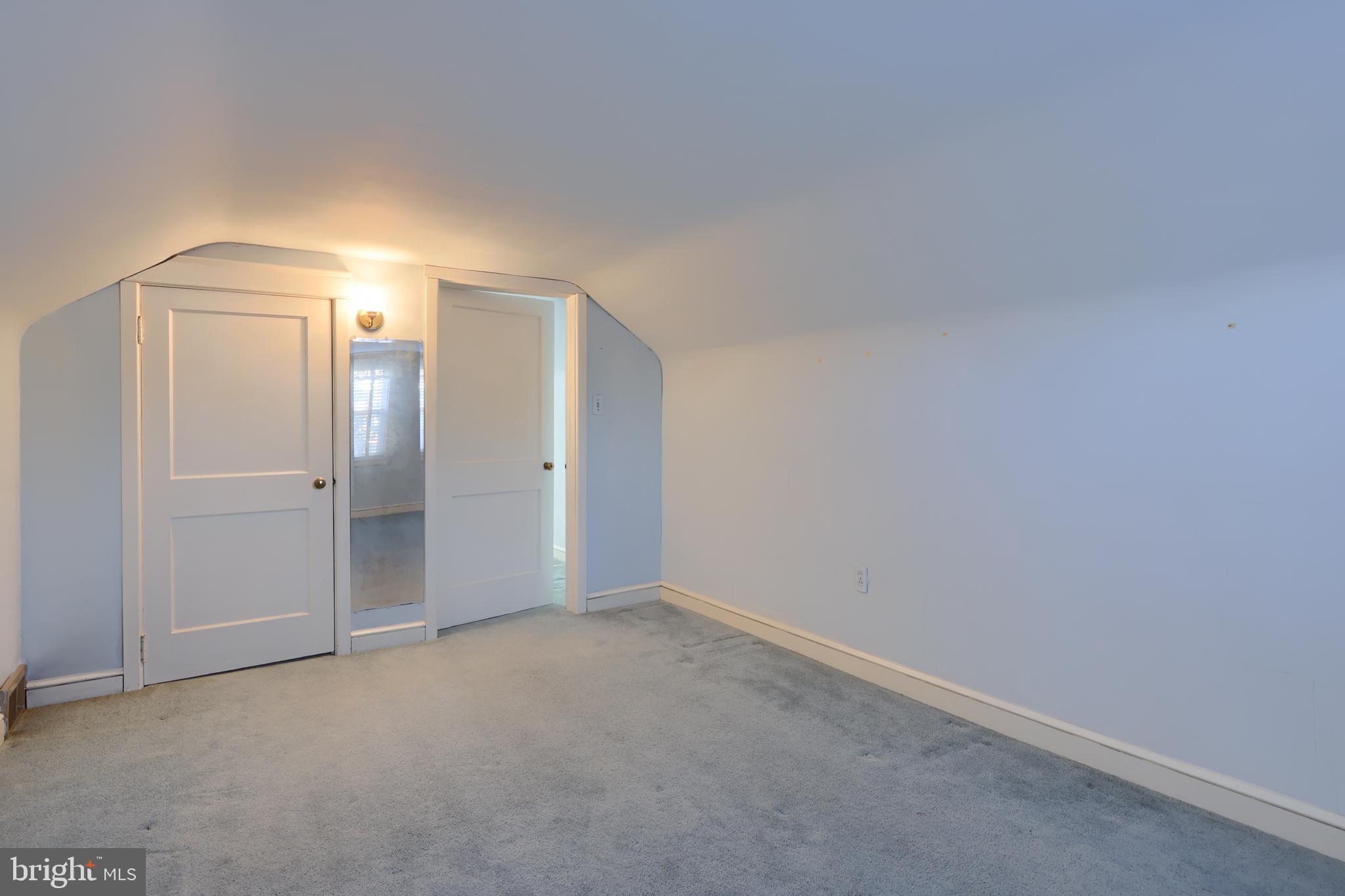 WINDSOR TWP - Residential