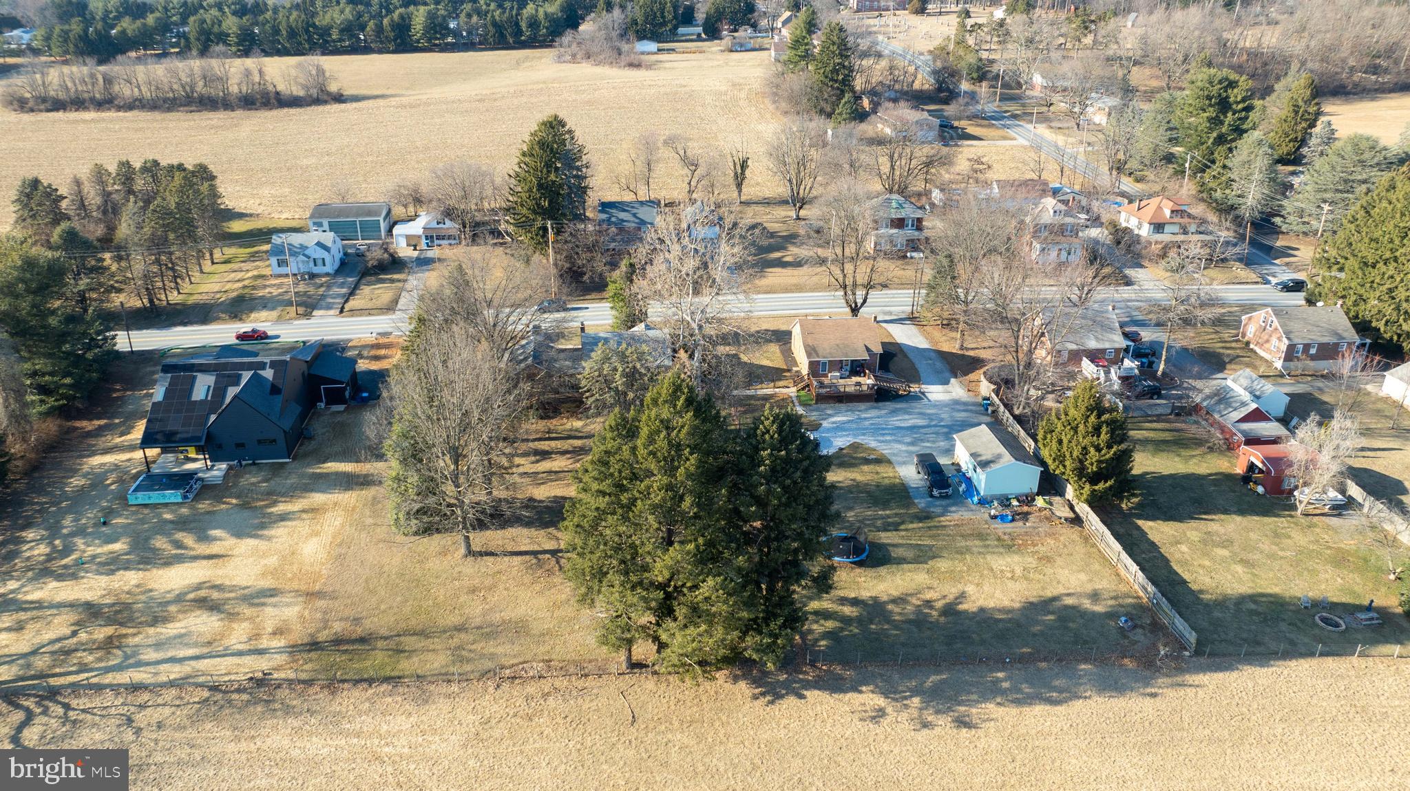 WINDSOR TWP - Residential