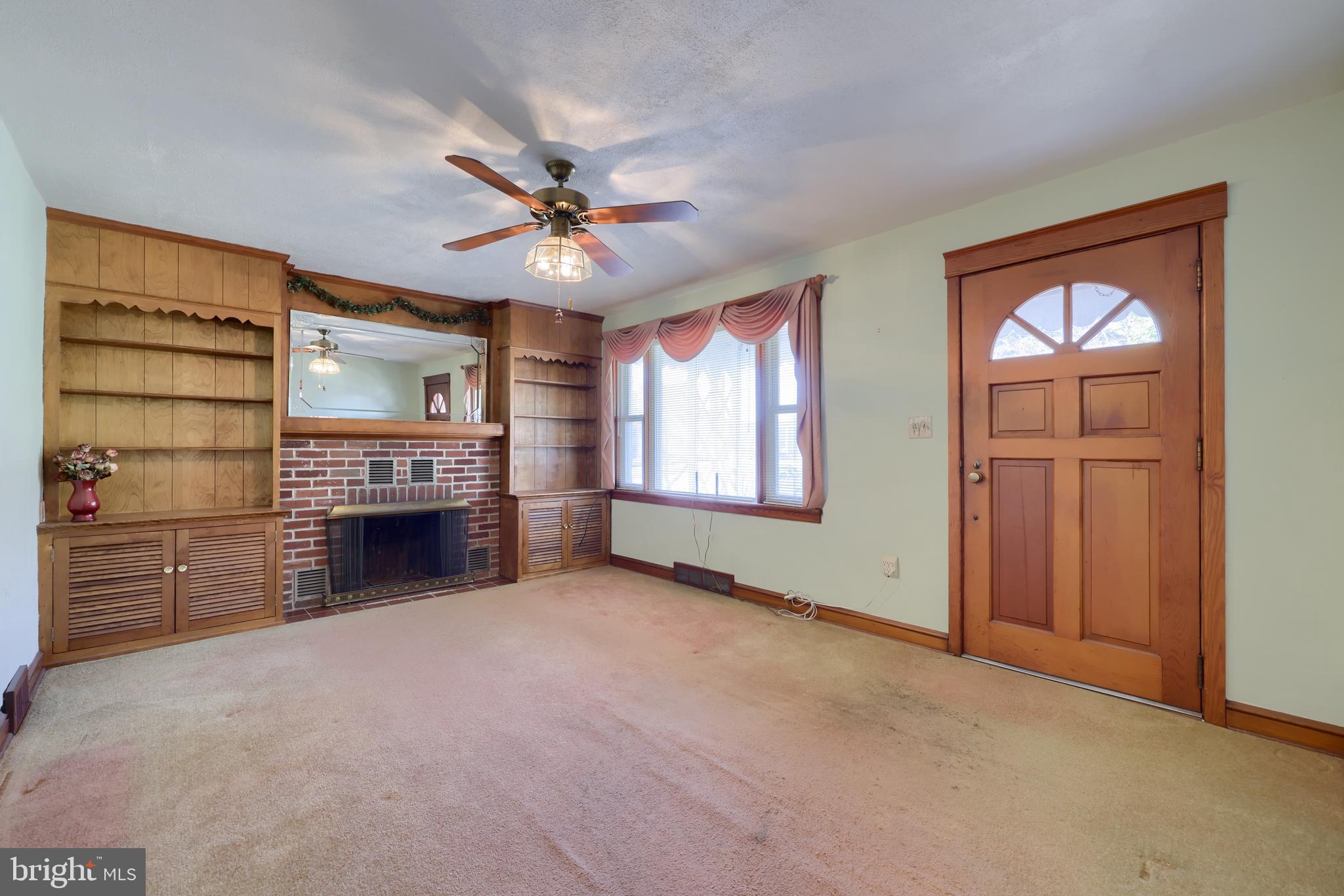 WINDSOR TWP - Residential