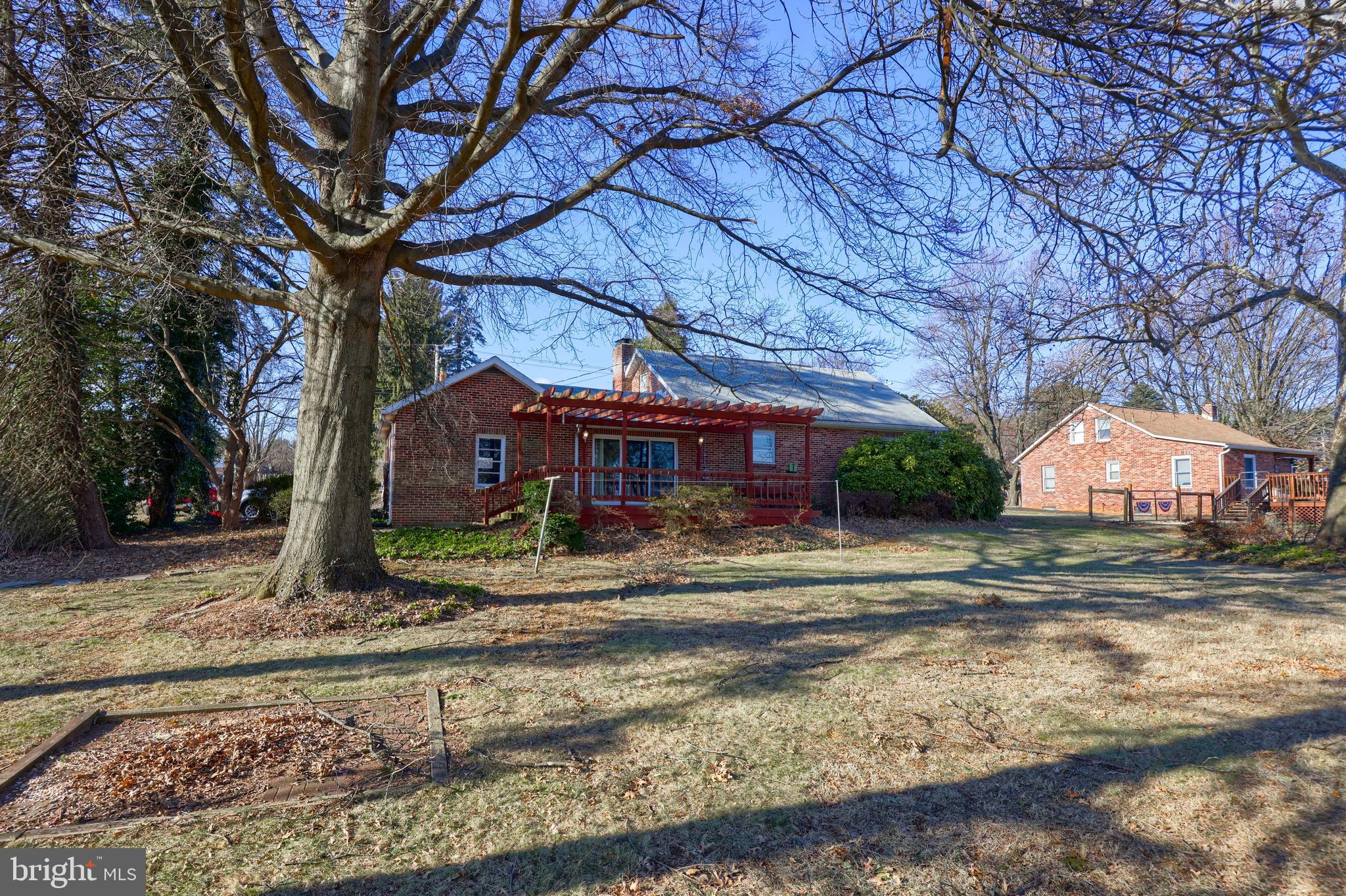 WINDSOR TWP - Residential