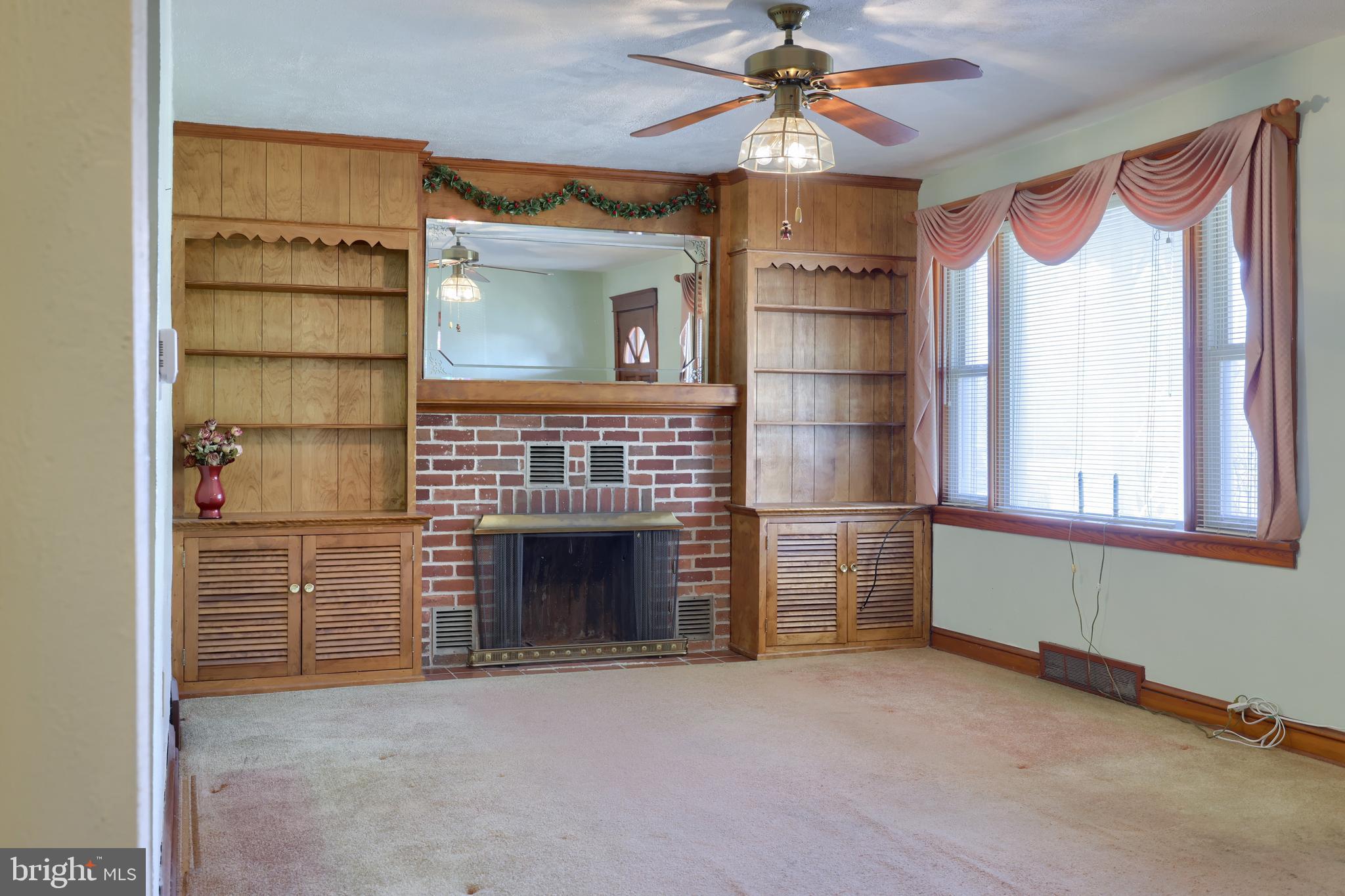 WINDSOR TWP - Residential