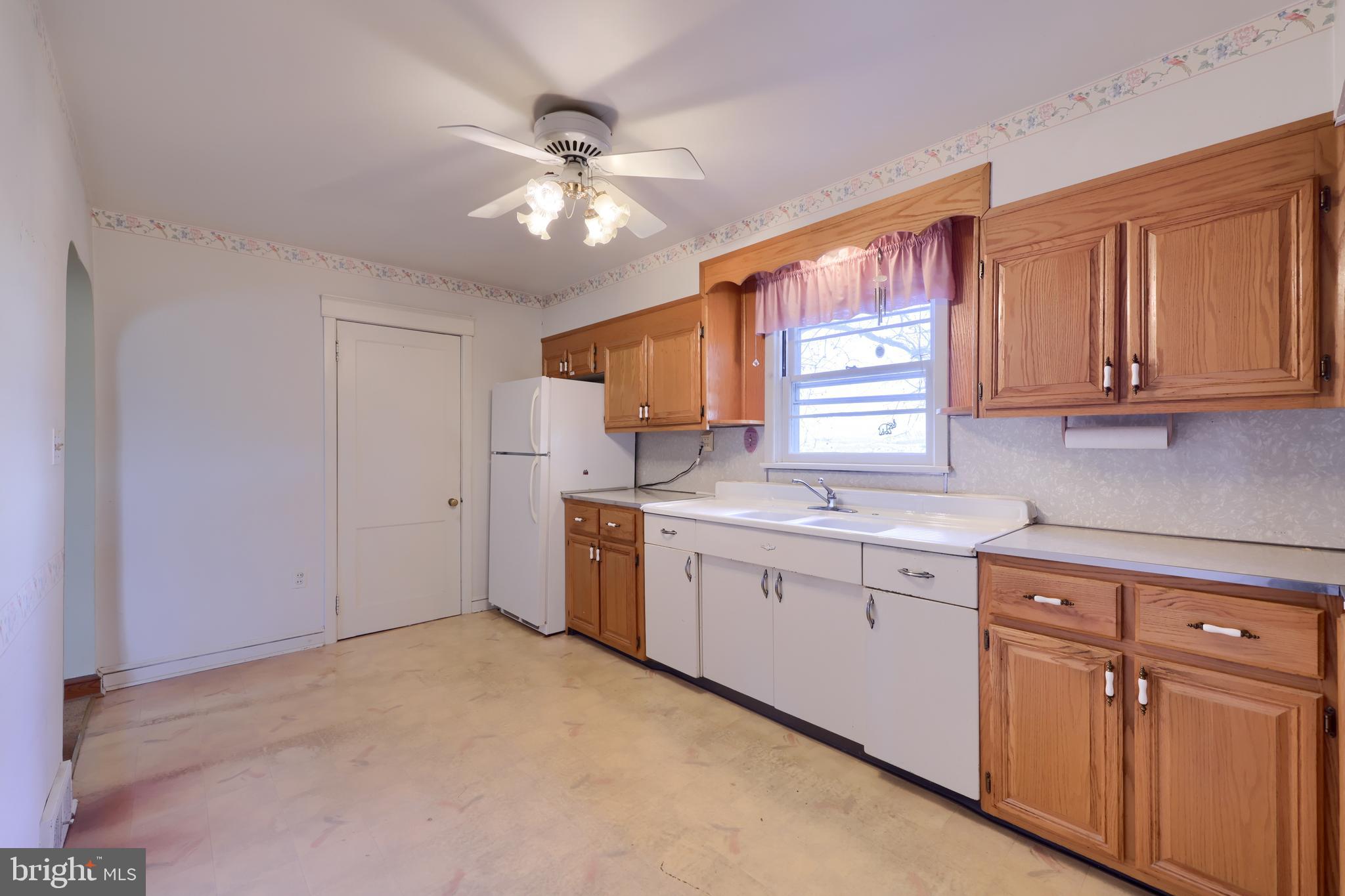 WINDSOR TWP - Residential