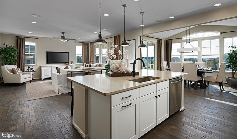 FLETCHER'S GROVE - Residential