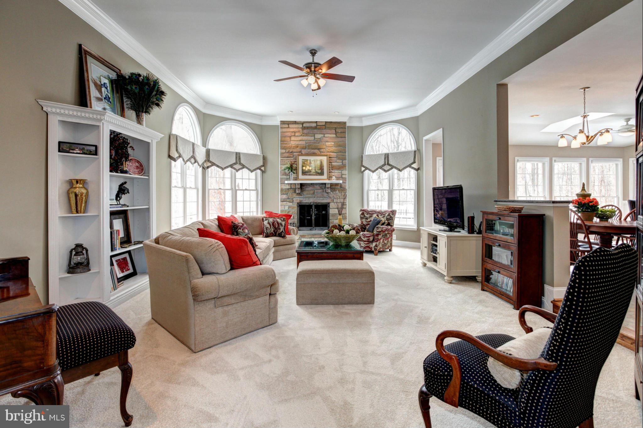 SPRING MEADOWS - Residential