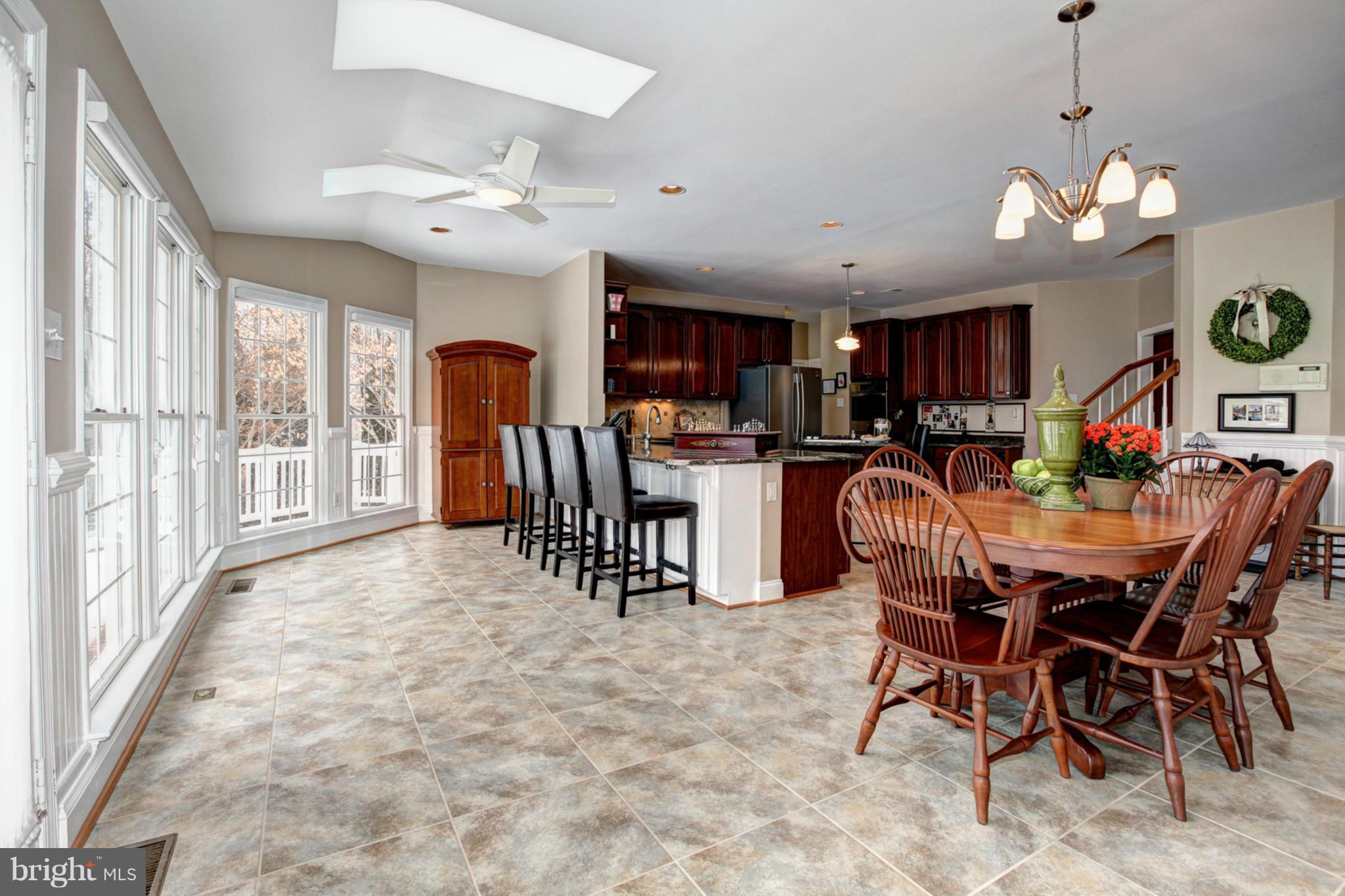 SPRING MEADOWS - Residential