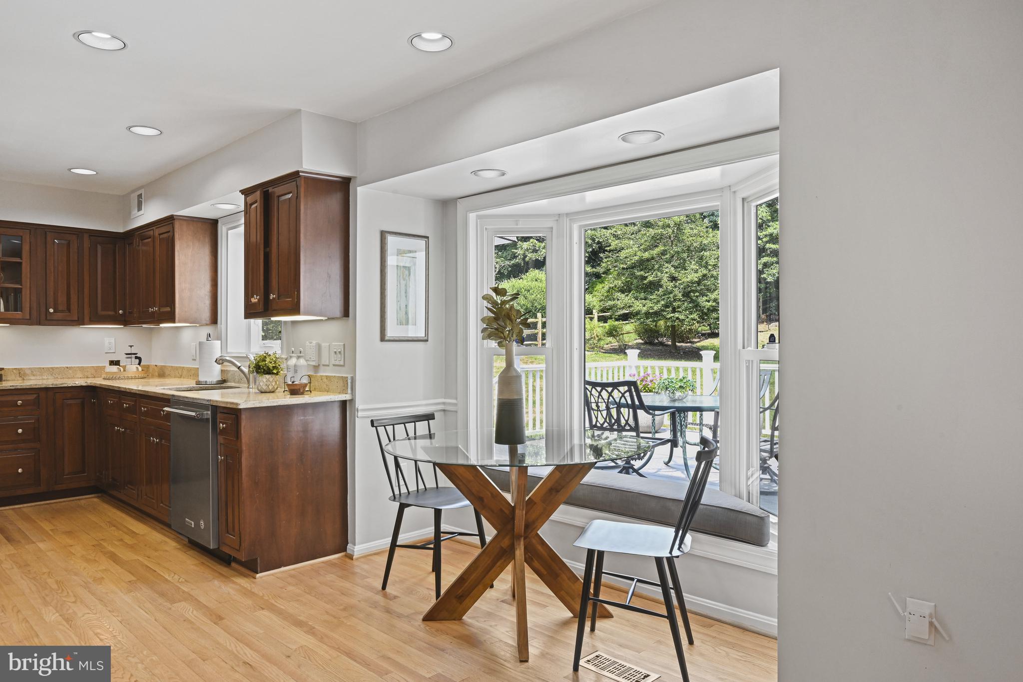 HICKORY CREEK - Residential