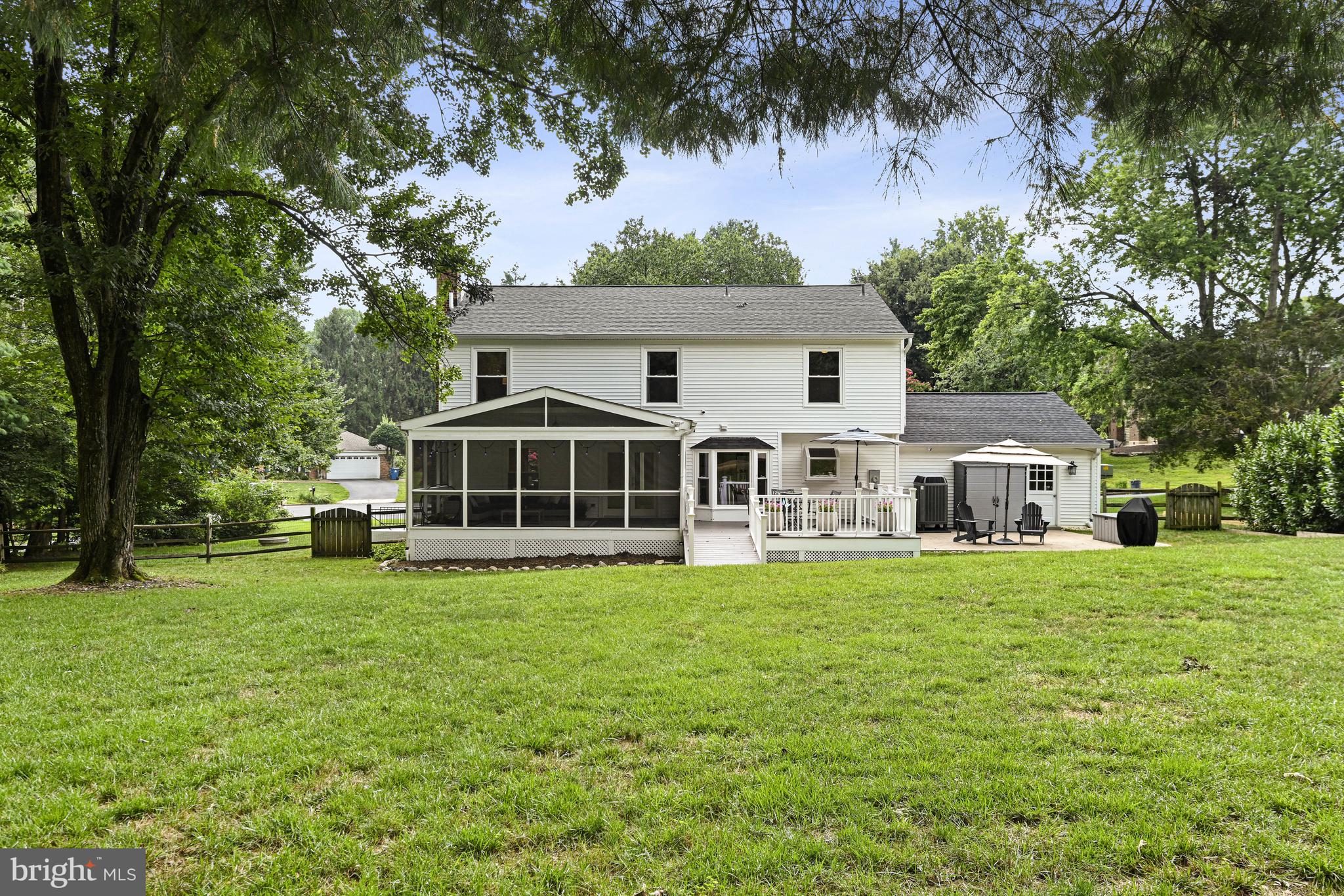 HICKORY CREEK - Residential