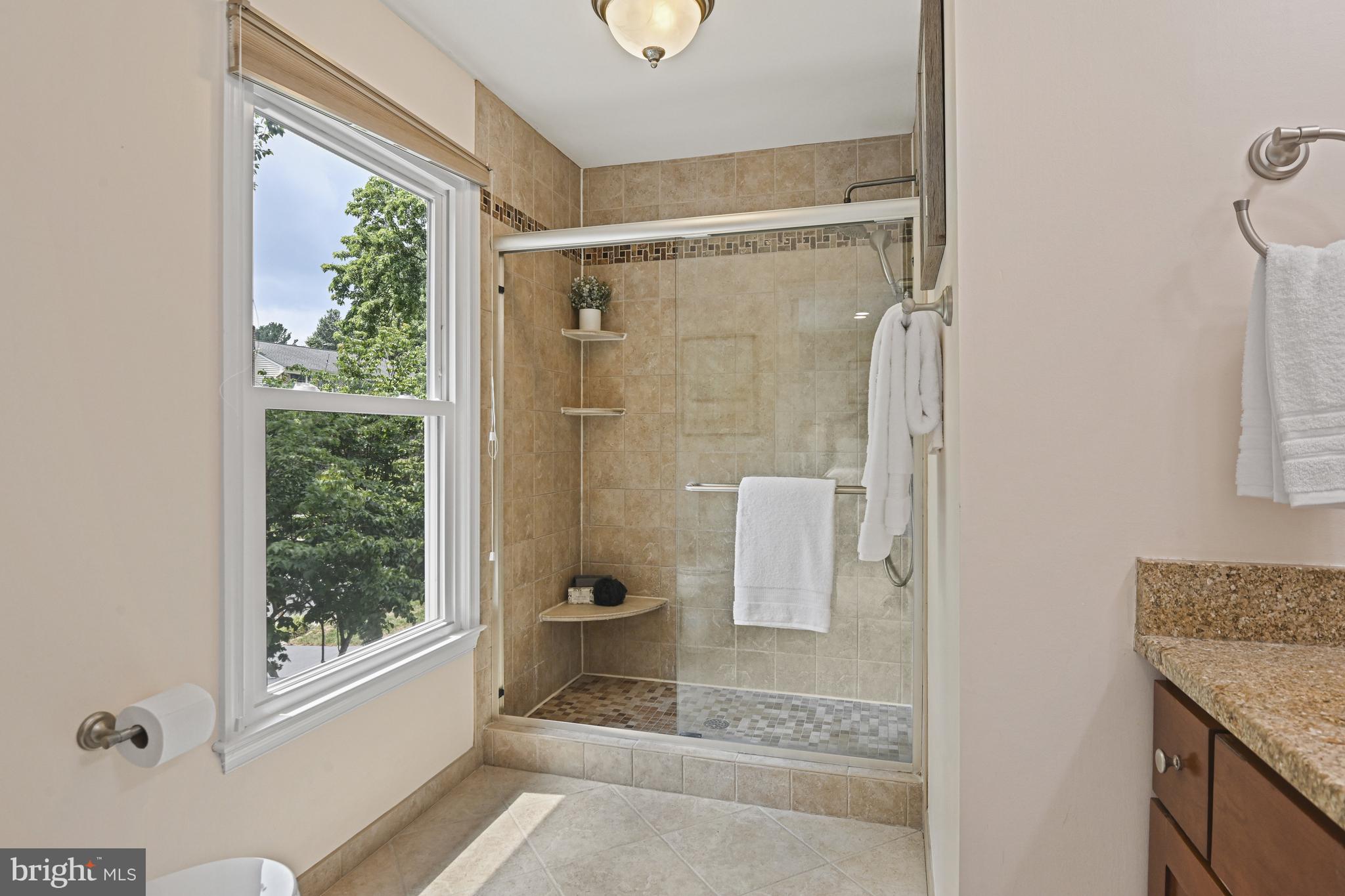 HICKORY CREEK - Residential