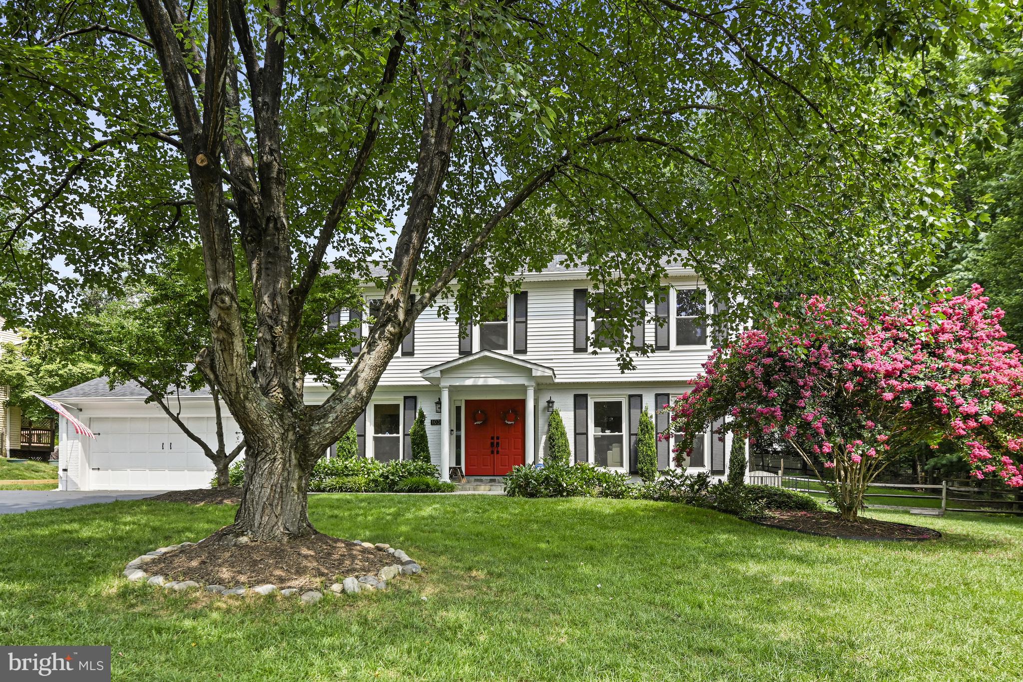 HICKORY CREEK - Residential