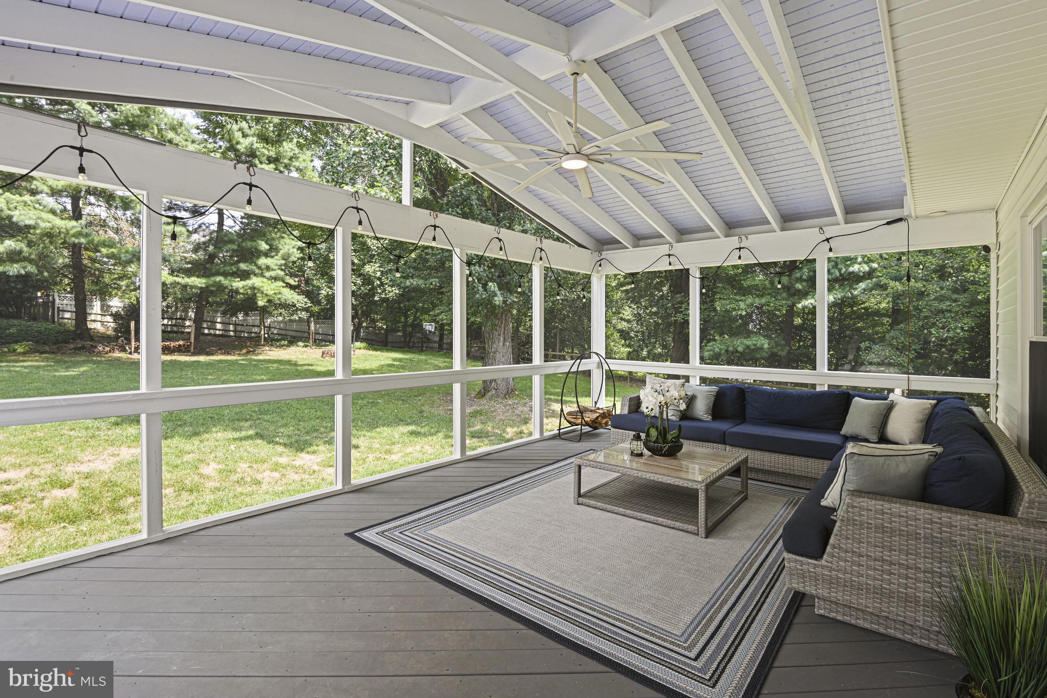 HICKORY CREEK - Residential