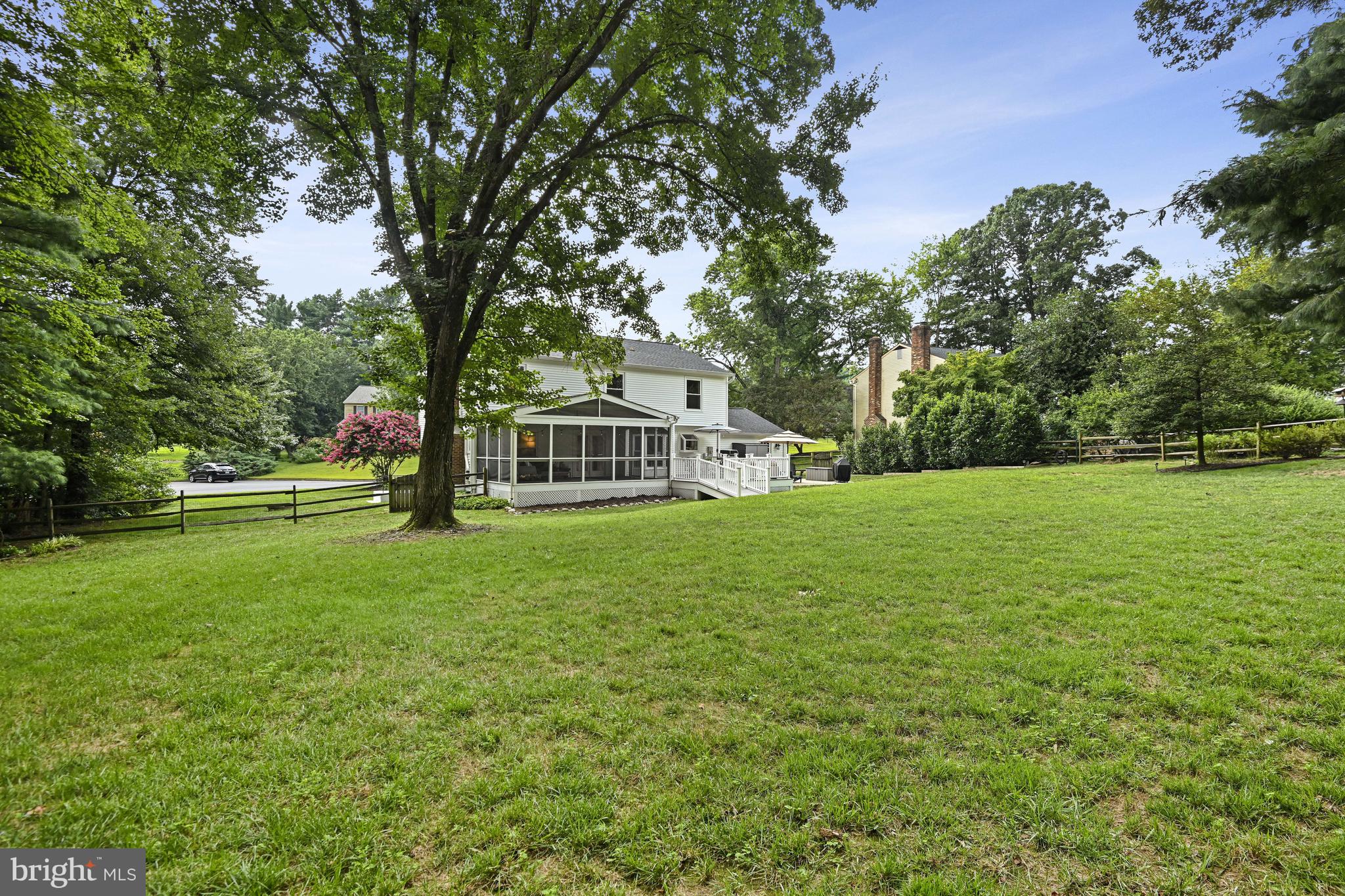 HICKORY CREEK - Residential