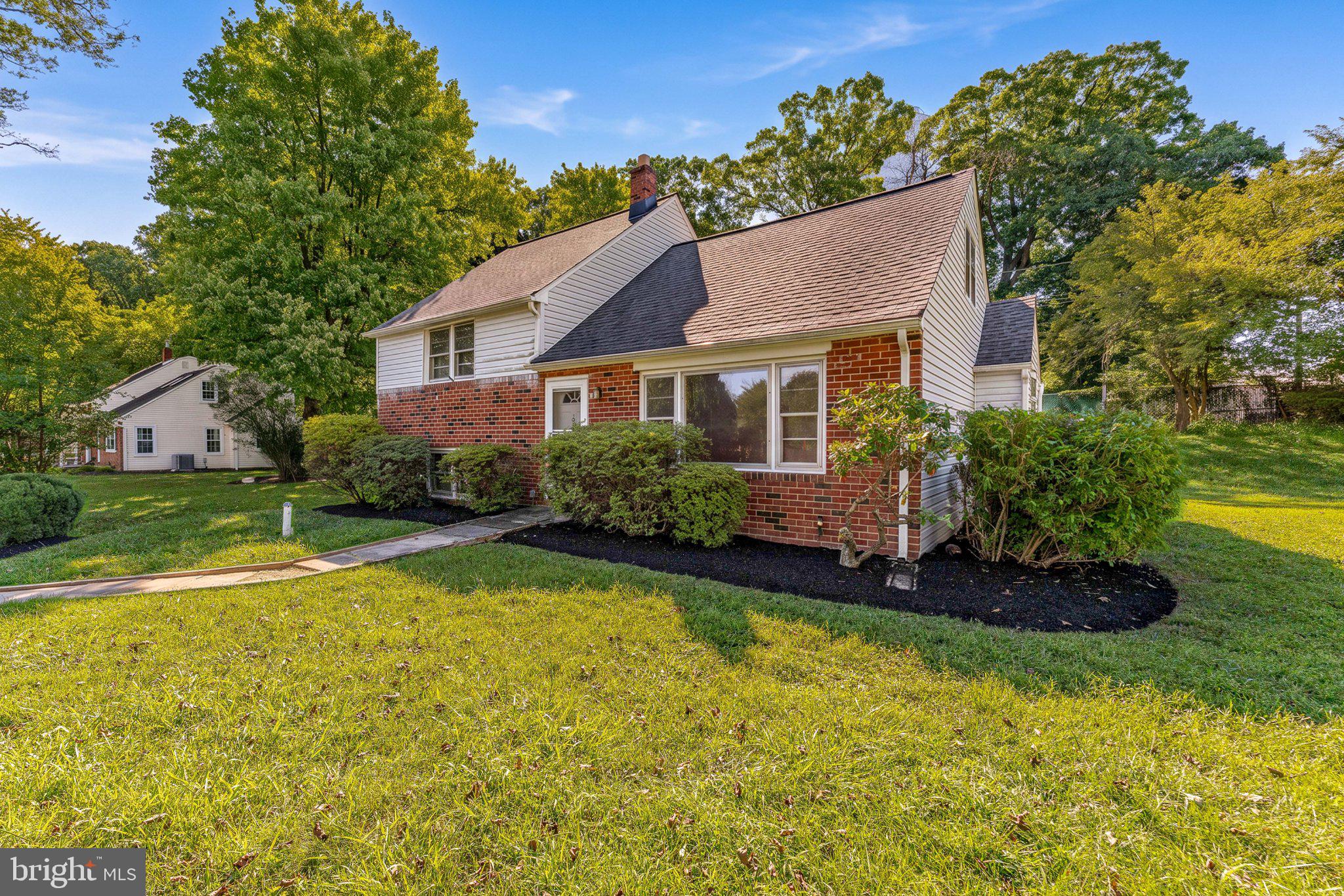 1304 MARY JANE LANE
