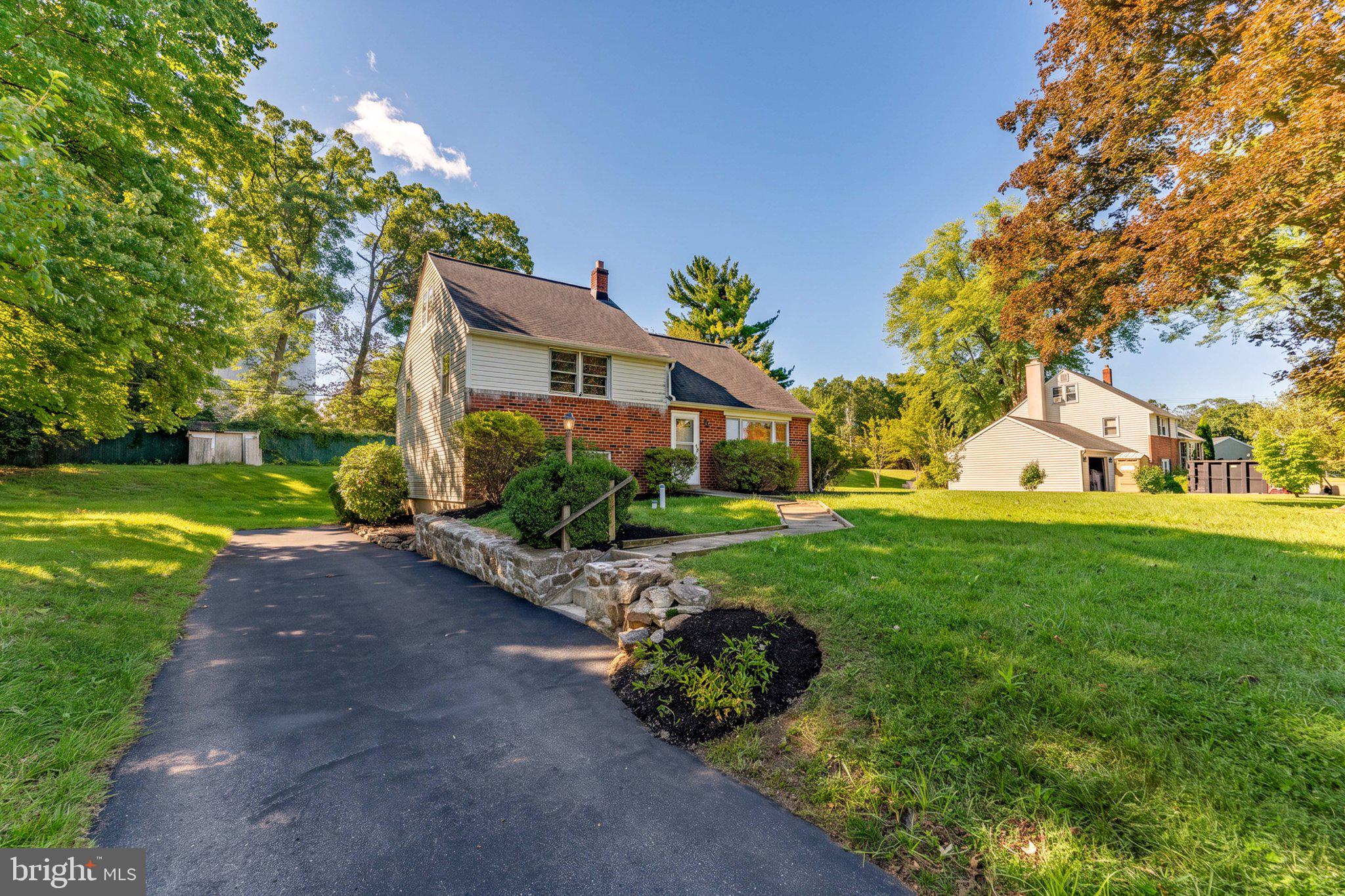 1304 MARY JANE LANE