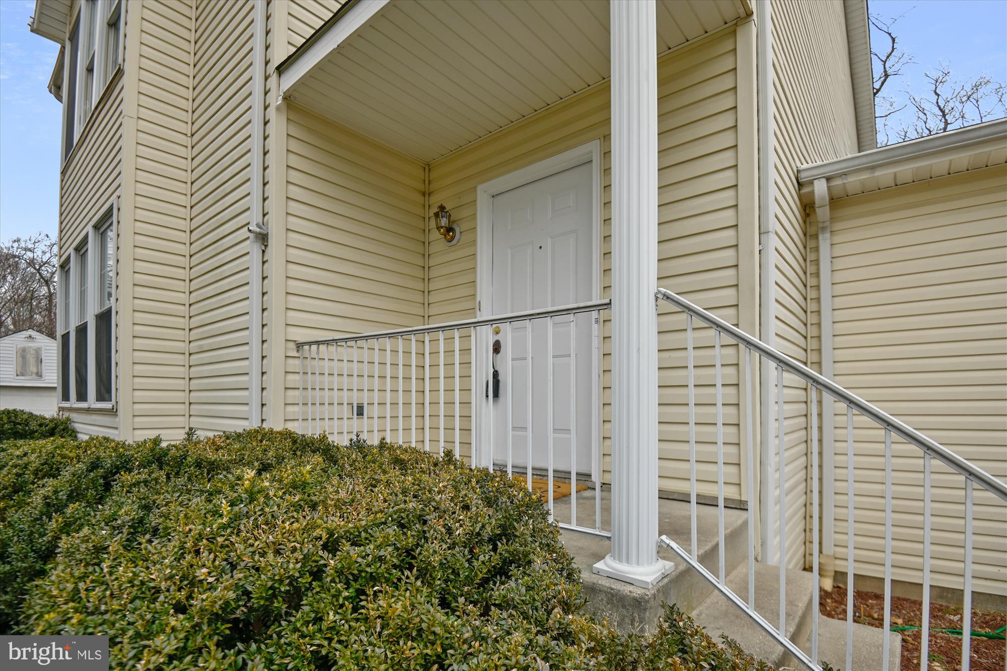 REGULARS - Residential