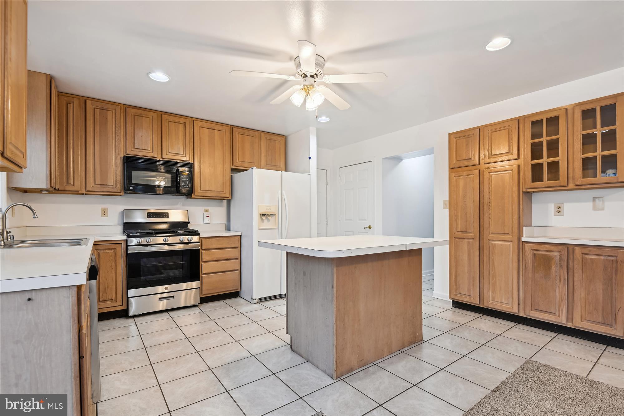 REGULARS - Residential