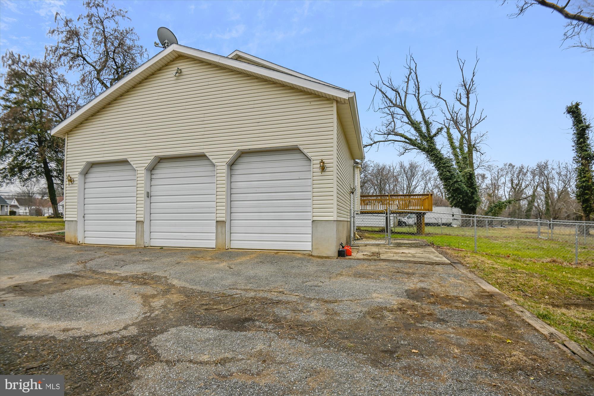 REGULARS - Residential