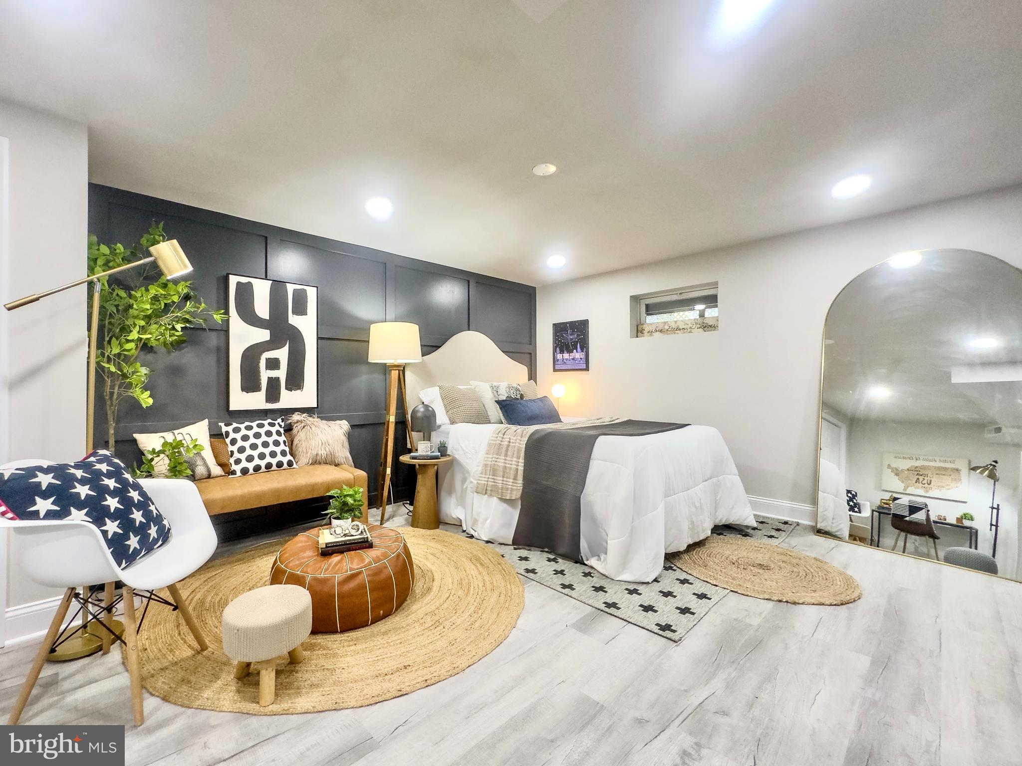 LYNHAVEN/N. DELRAY - Residential