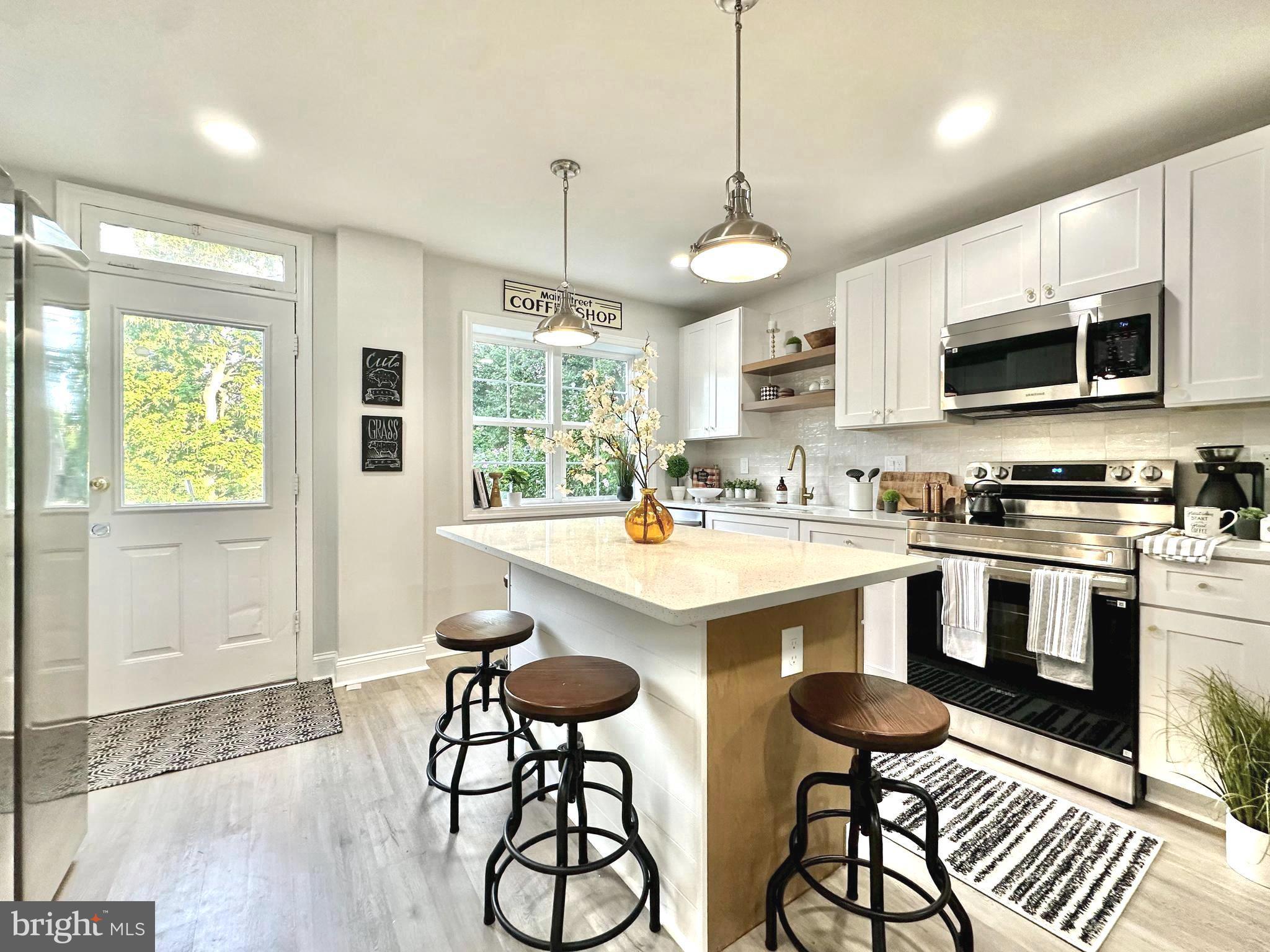 LYNHAVEN/N. DELRAY - Residential