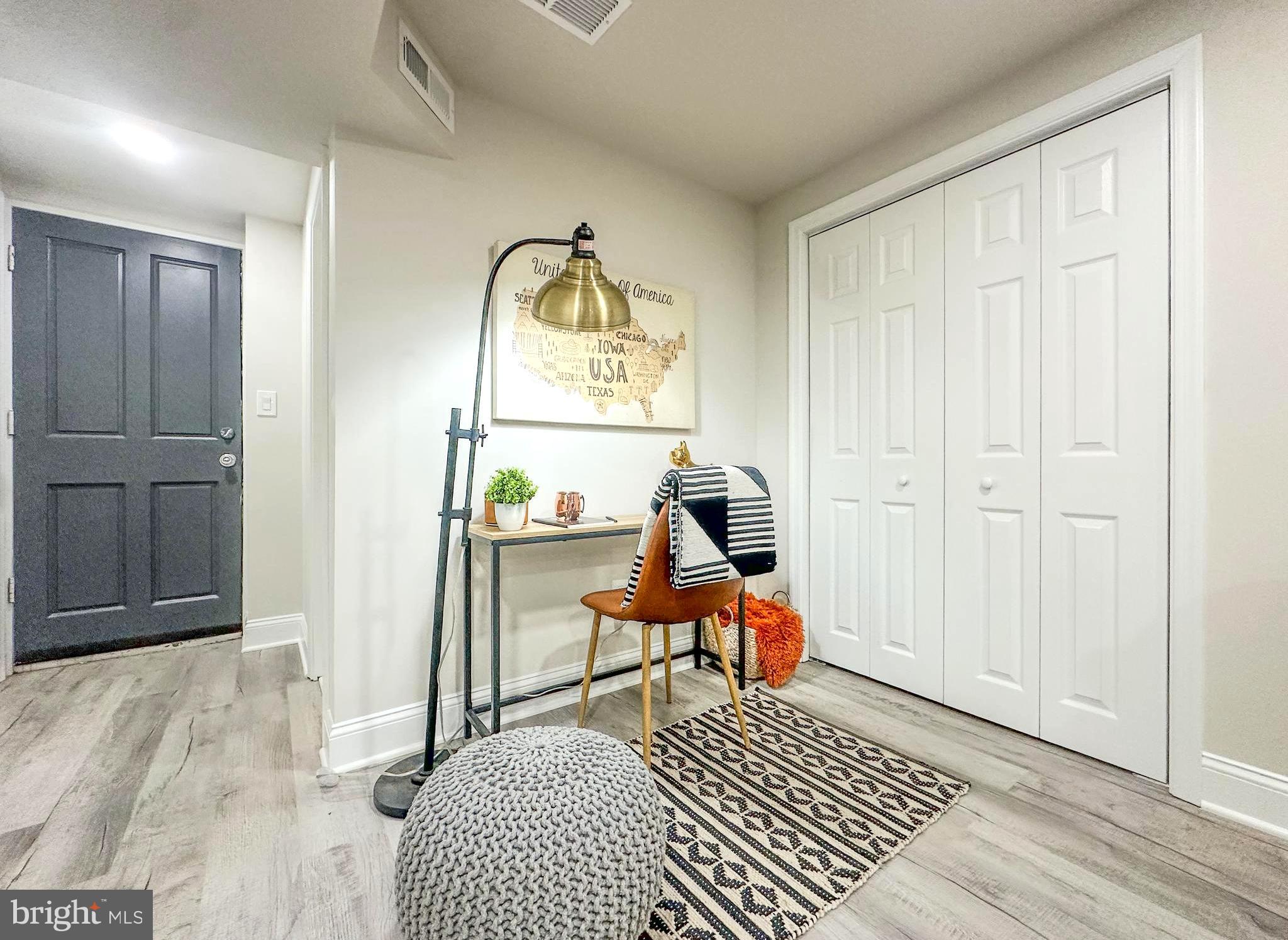 LYNHAVEN/N. DELRAY - Residential