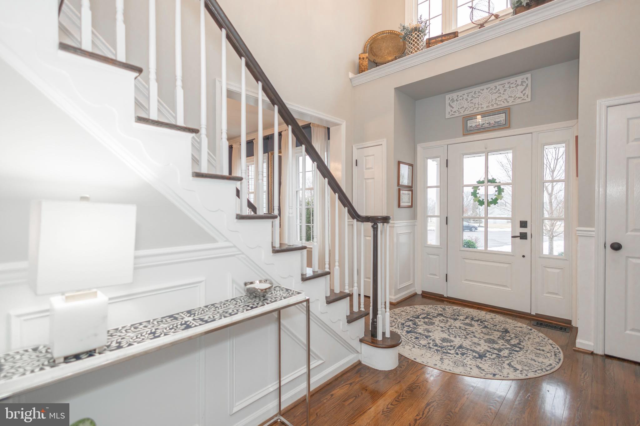 MAPLE GLEN HOLLOW - Residential