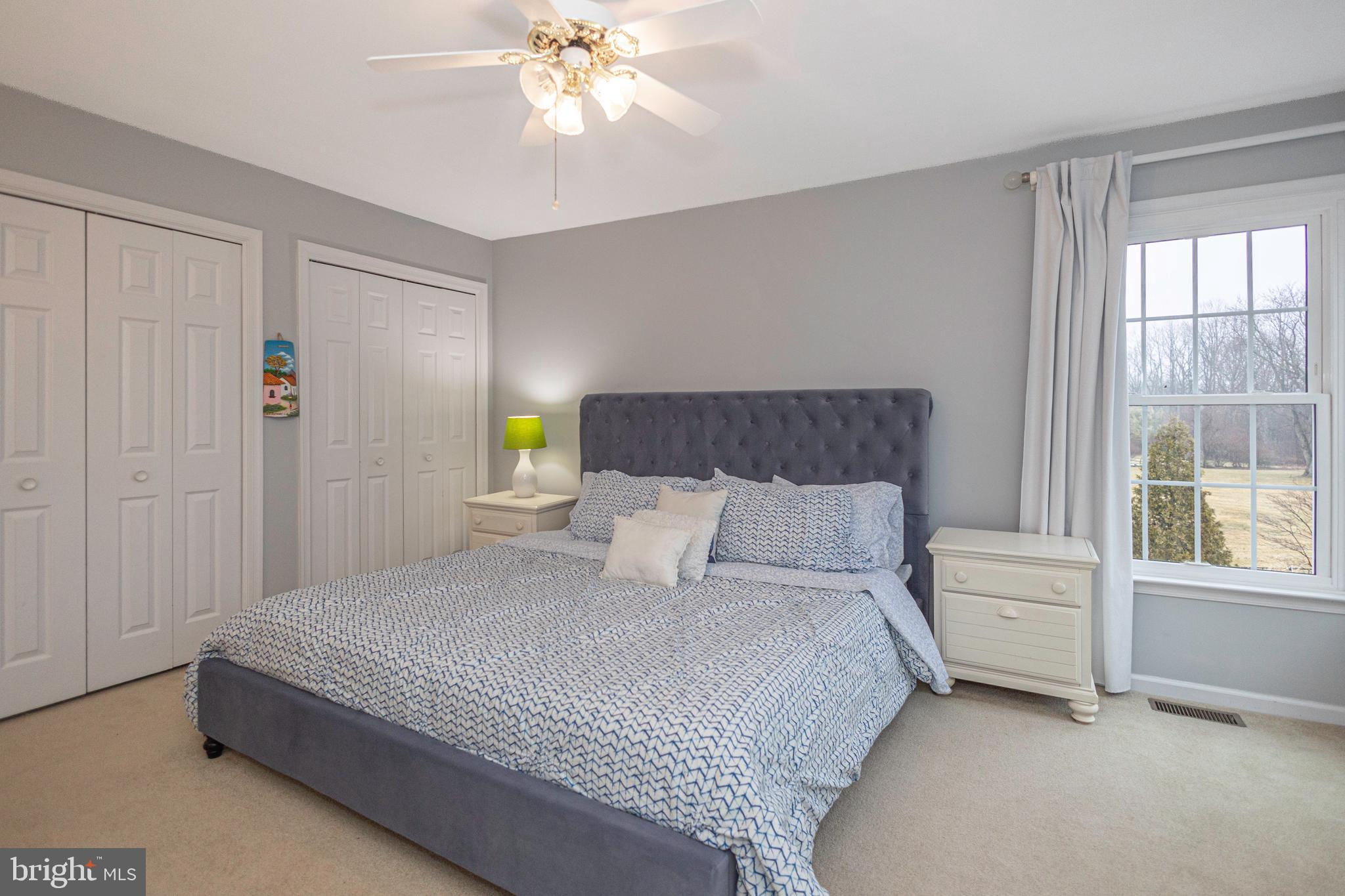 MAPLE GLEN HOLLOW - Residential