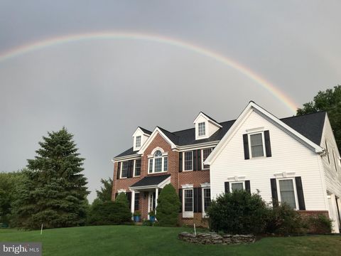 650 MAPLE GLEN CIRCLE AMBLER PA 19002