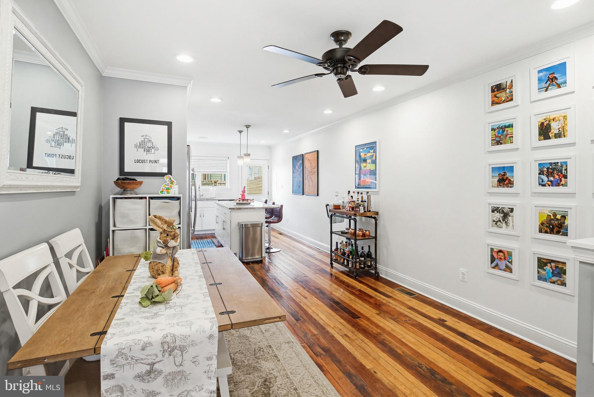 LOCUST POINT - Residential