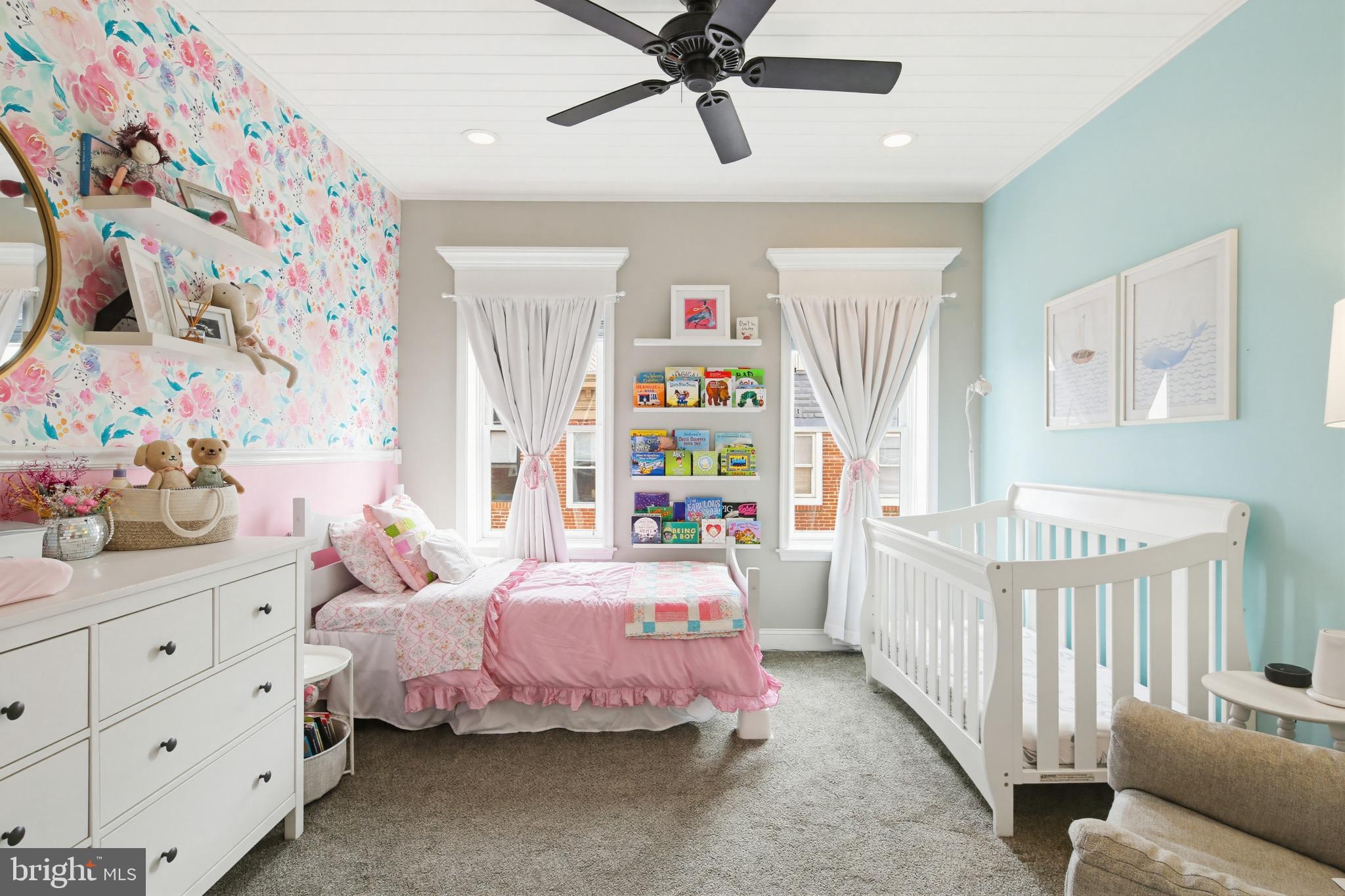 LOCUST POINT - Residential