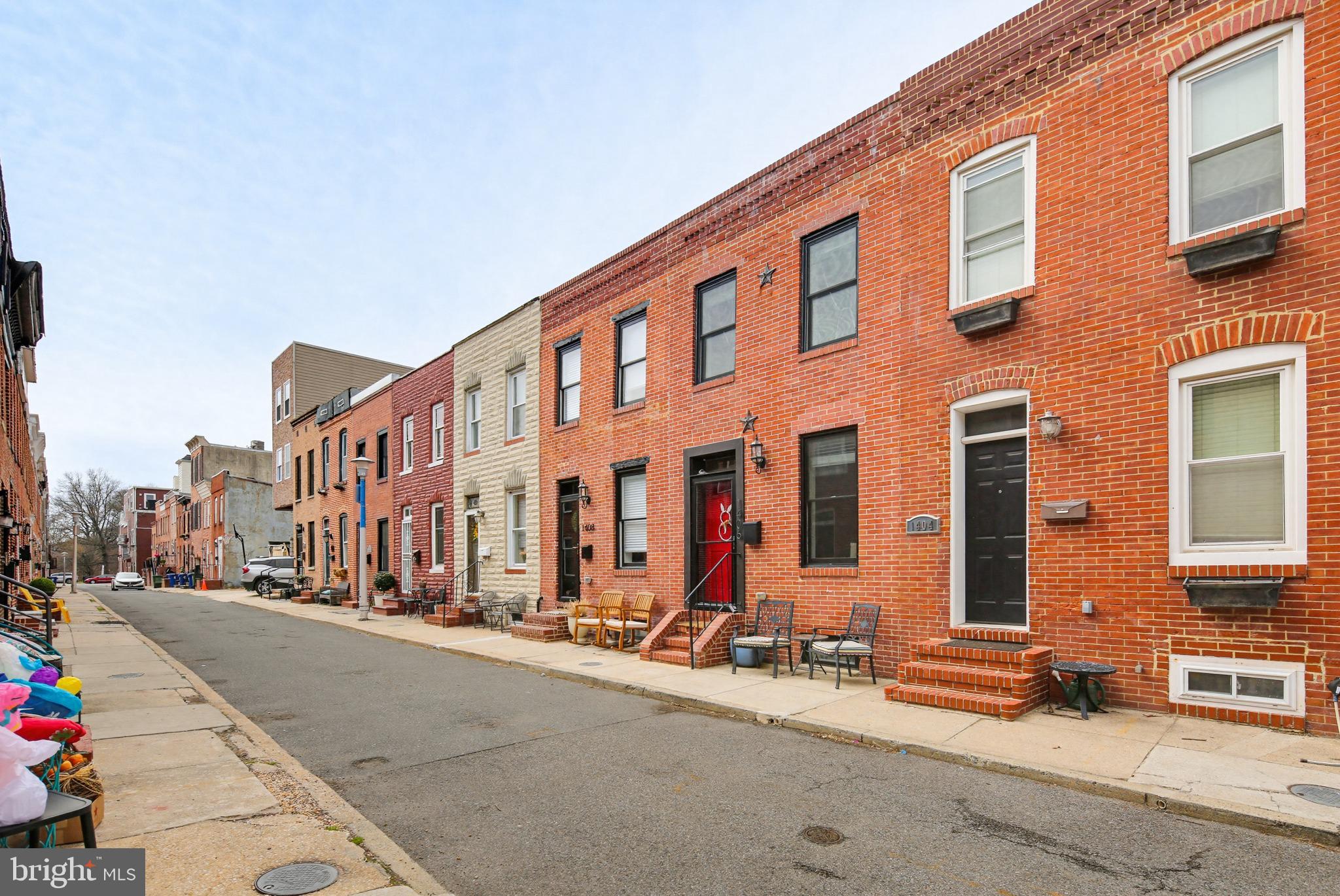 LOCUST POINT - Residential