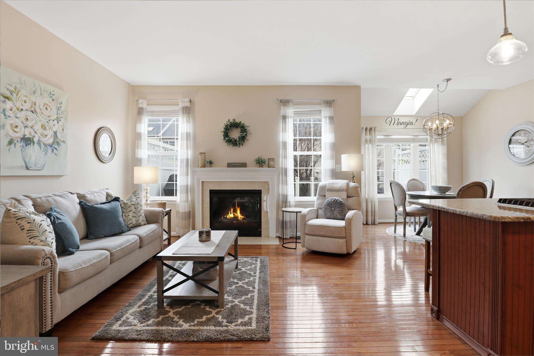 SOUTH RIDING - Residential