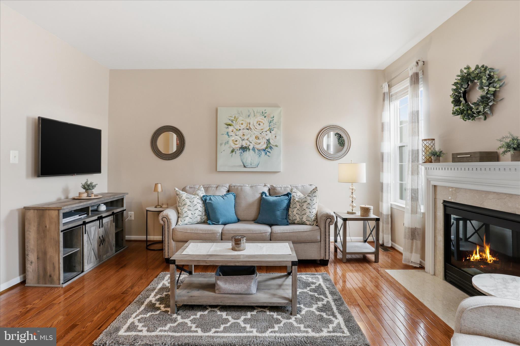 SOUTH RIDING - Residential