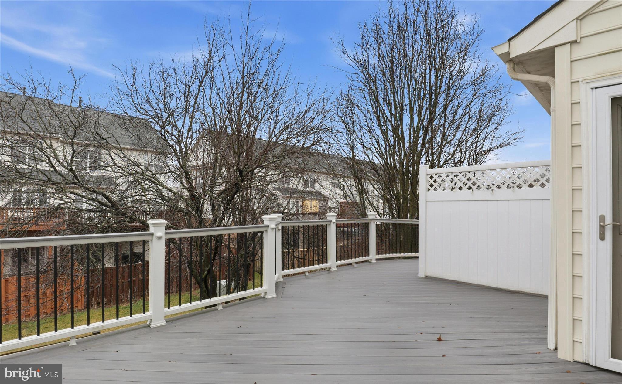 SOUTH RIDING - Residential