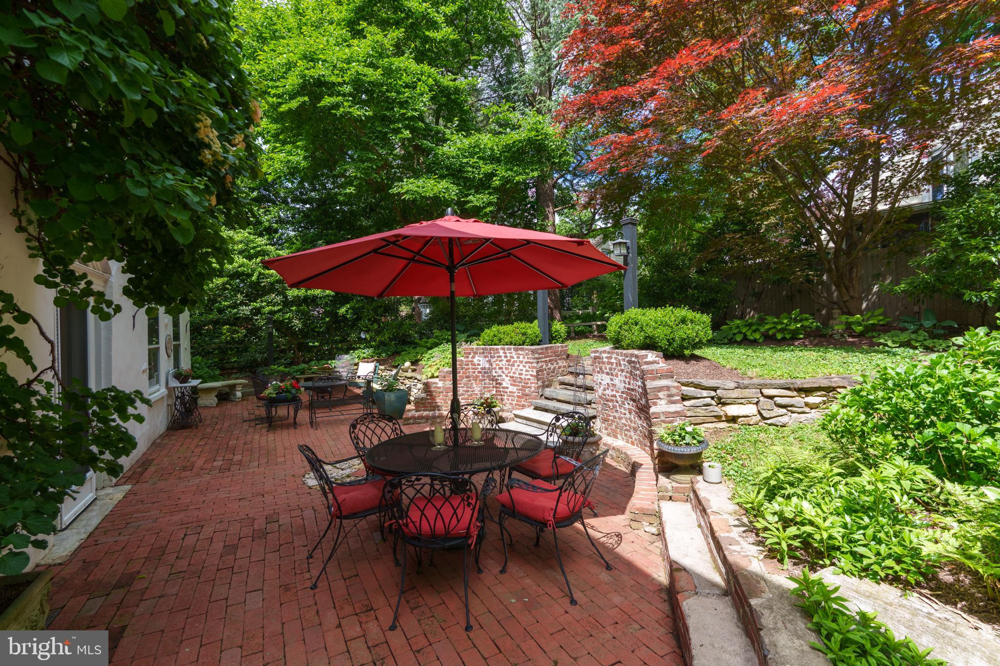 125 E VIRGINIA AVENUE