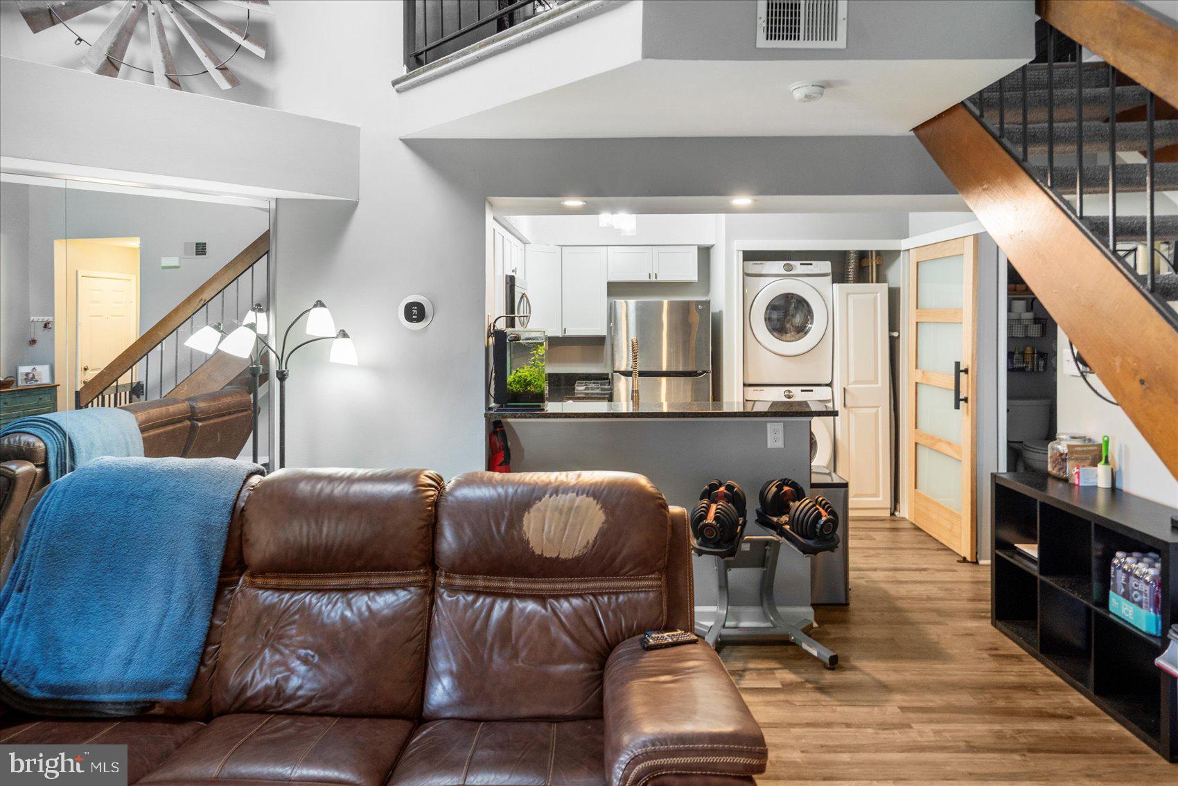 THE TIERS OF LAUREL LAKE - Residential