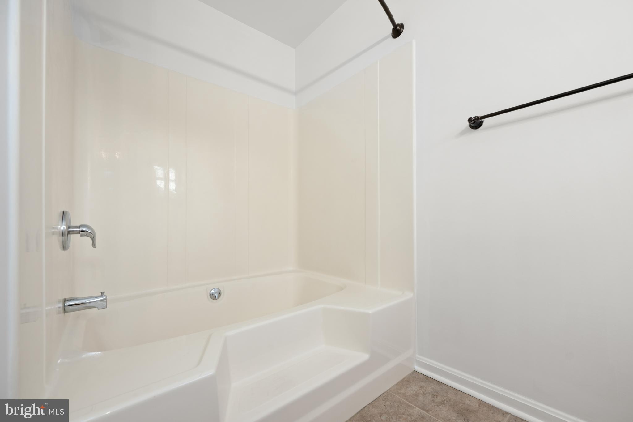 WARWICK PARK - Residential