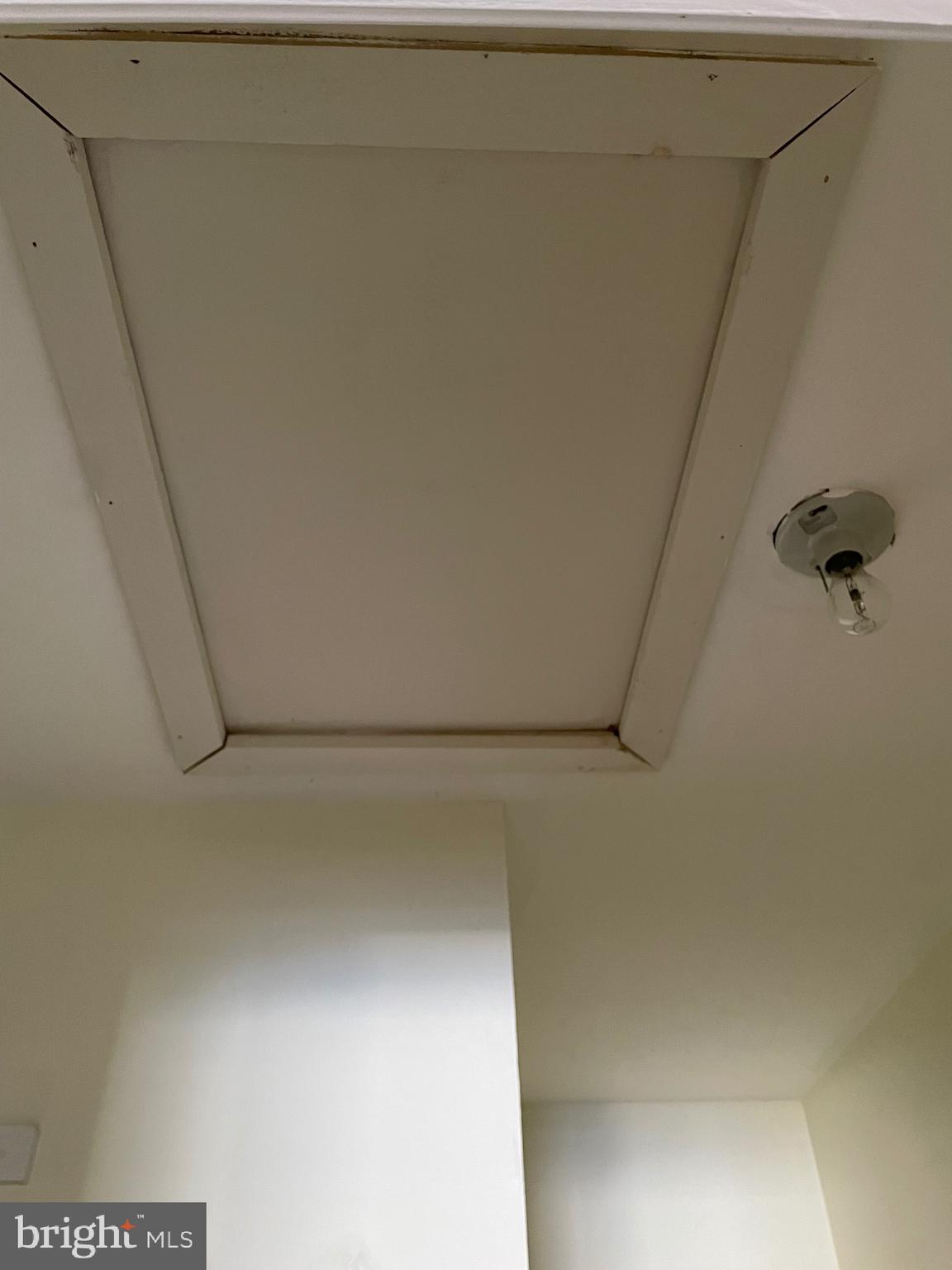 WOOD HOLLOW - Residential Lease