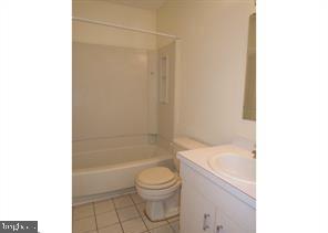 WOOD HOLLOW - Residential Lease