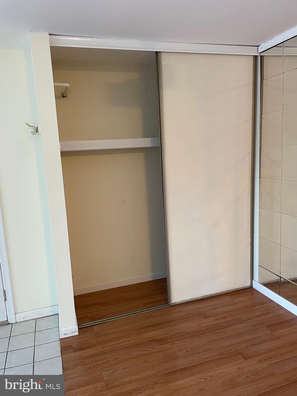 WOOD HOLLOW - Residential Lease