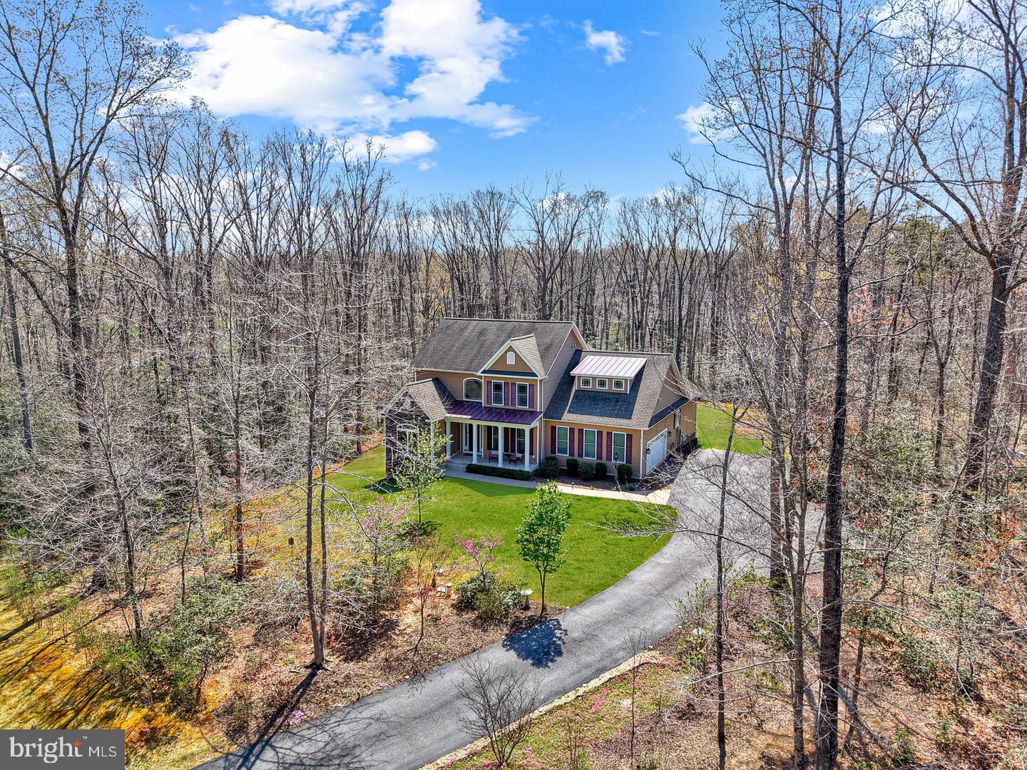 7022 BARCLAY DRIVE