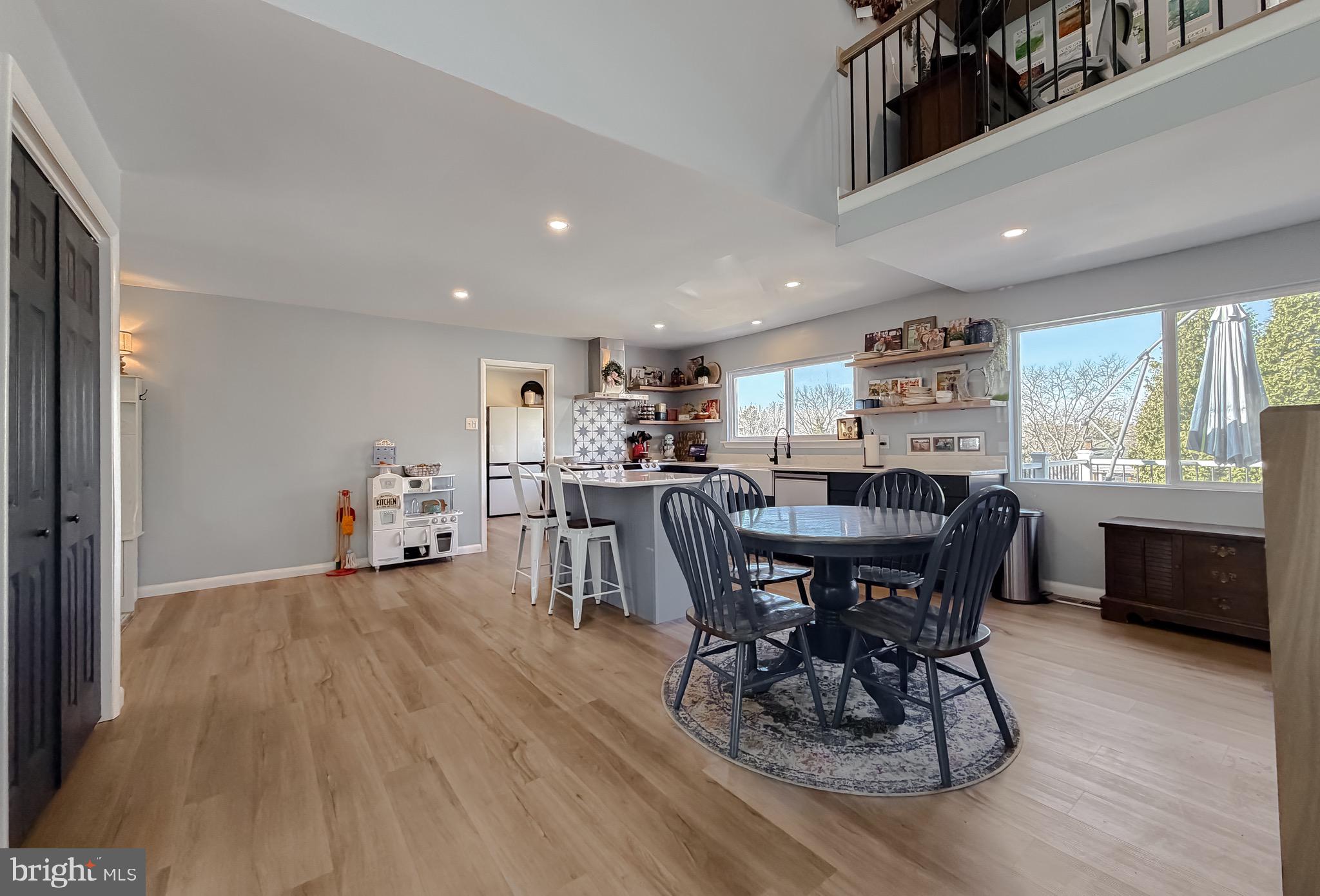 SOCIETY HILL - Residential