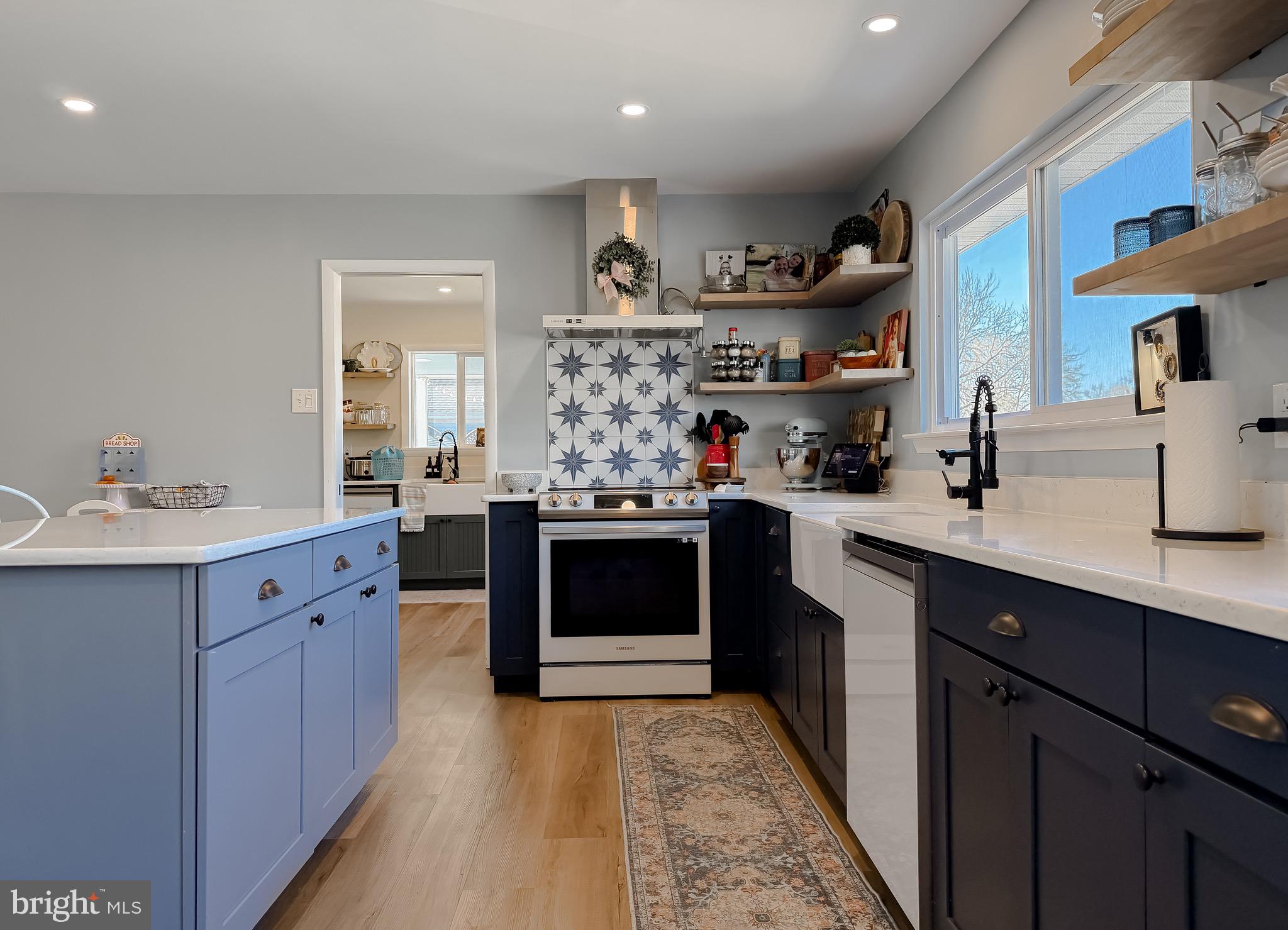 SOCIETY HILL - Residential