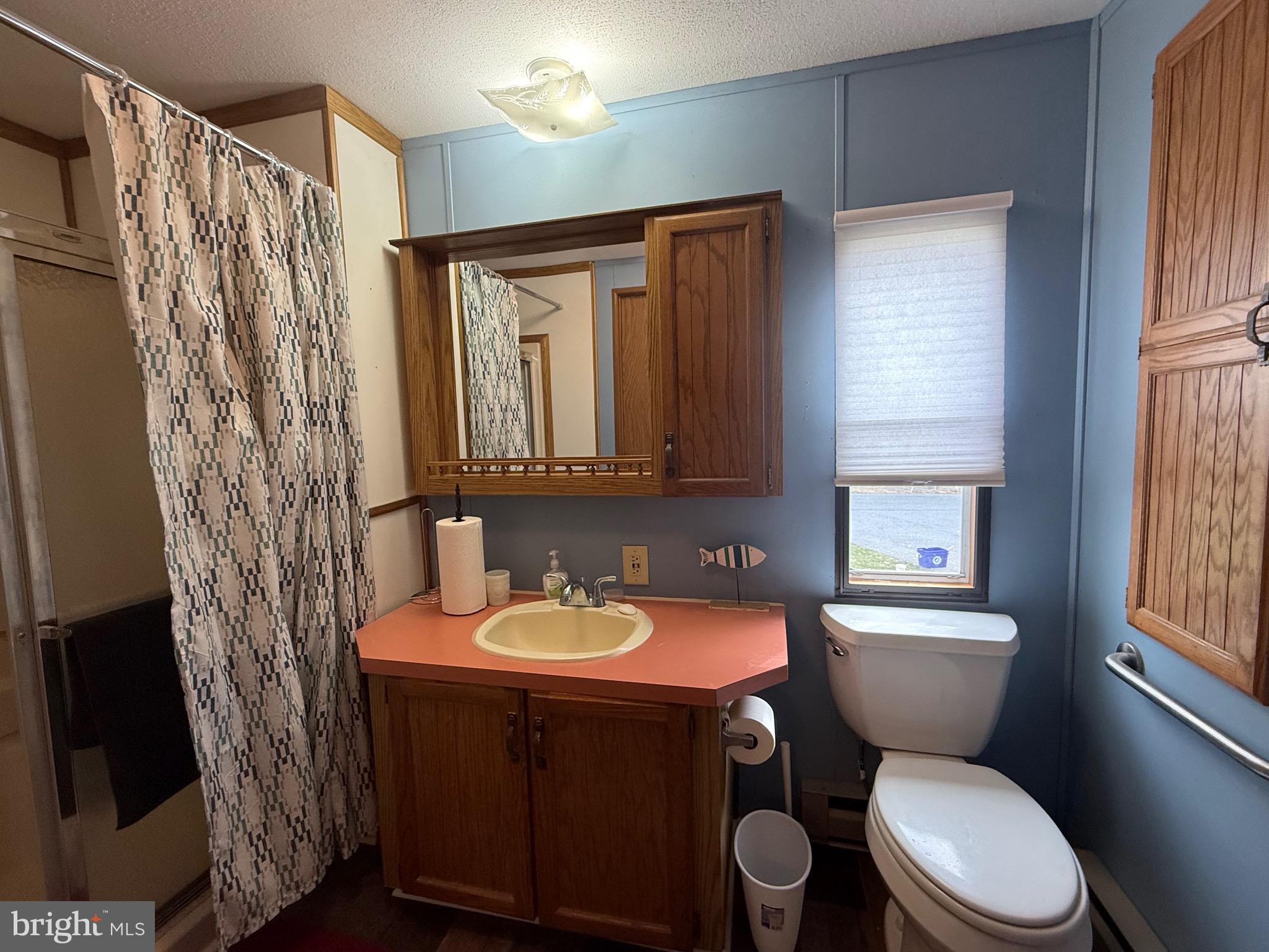 PALMDALE MOBILE HOME PARK - Residential