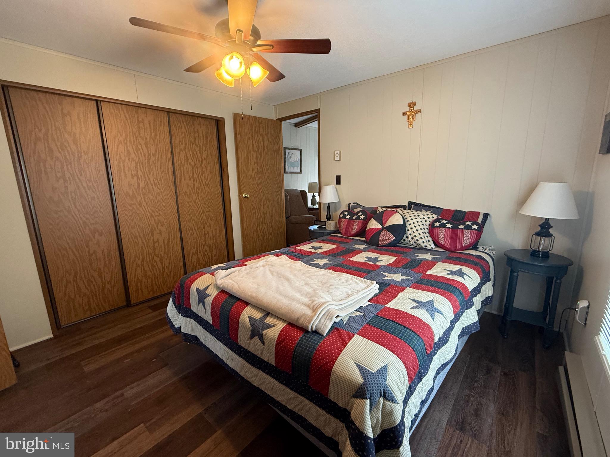 PALMDALE MOBILE HOME PARK - Residential