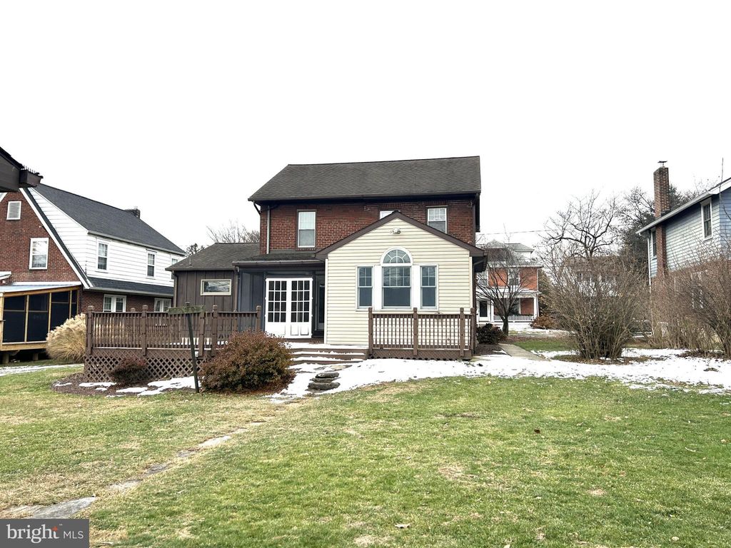 Photo of 121 S 15th Street, CAMP HILL, PA 17011 (MLS # PACB2049194)